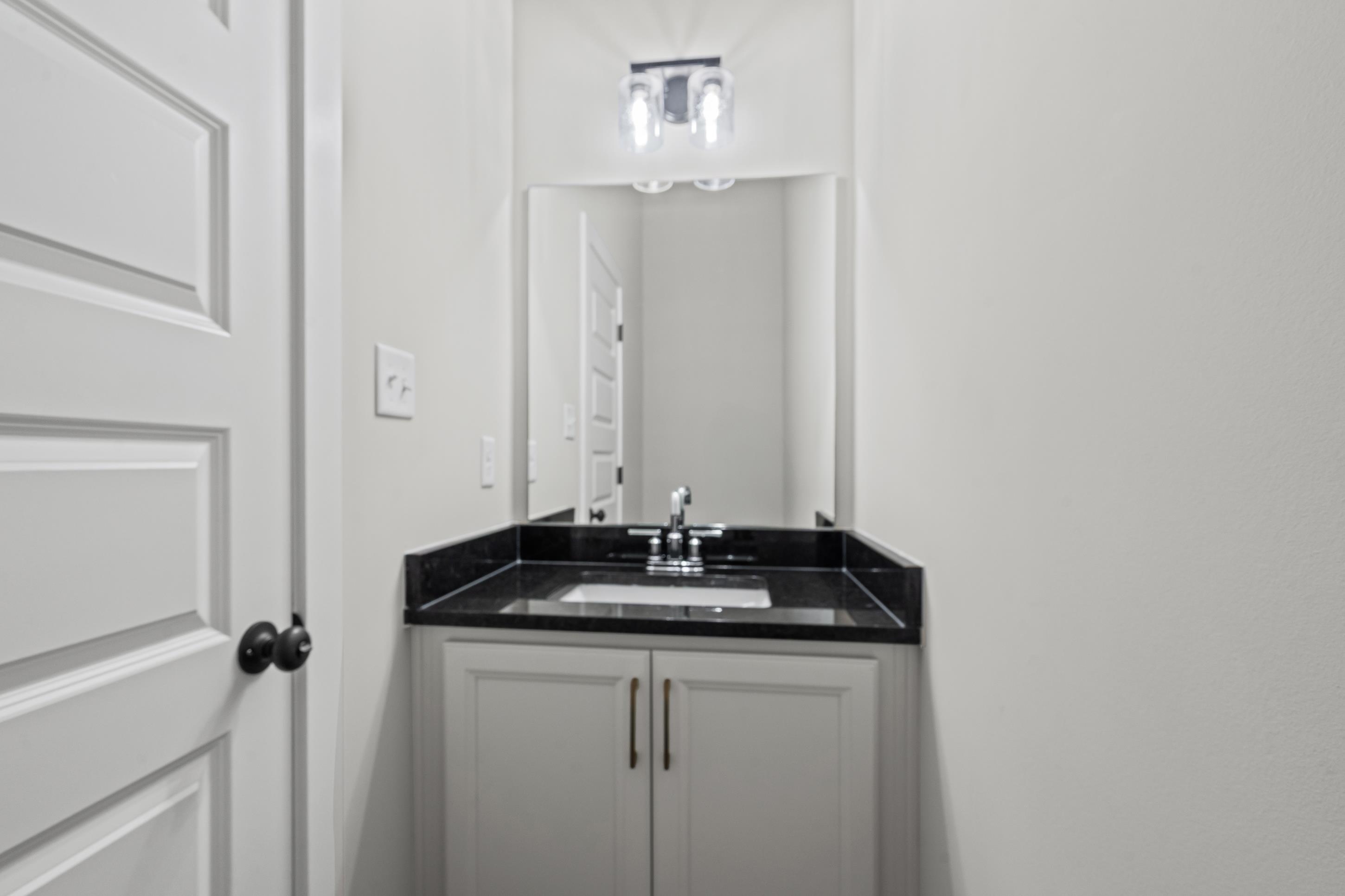 9918 Delphinium Dr N Property Photo 13