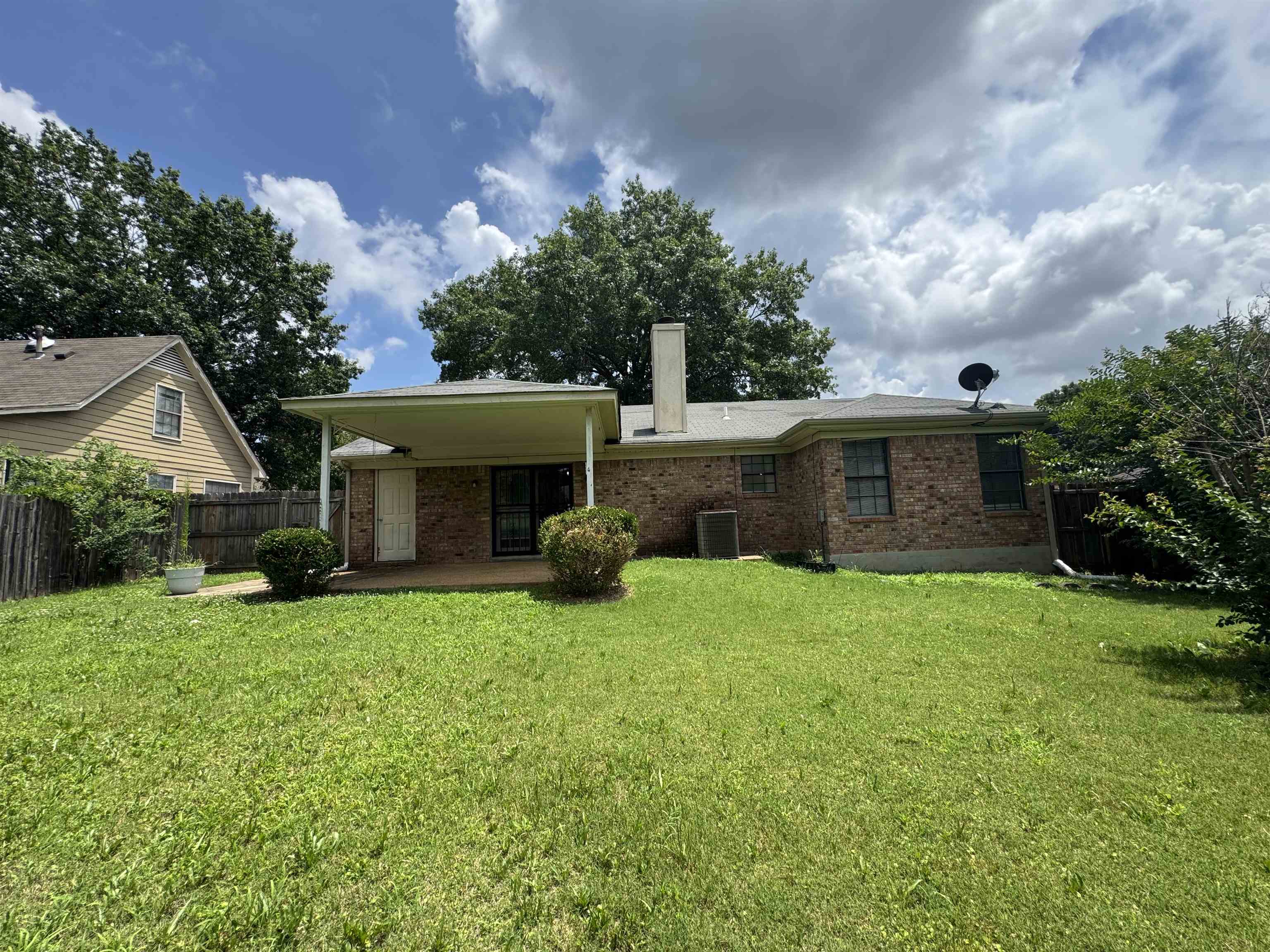4811 Barkshire Dr Property Photo 16