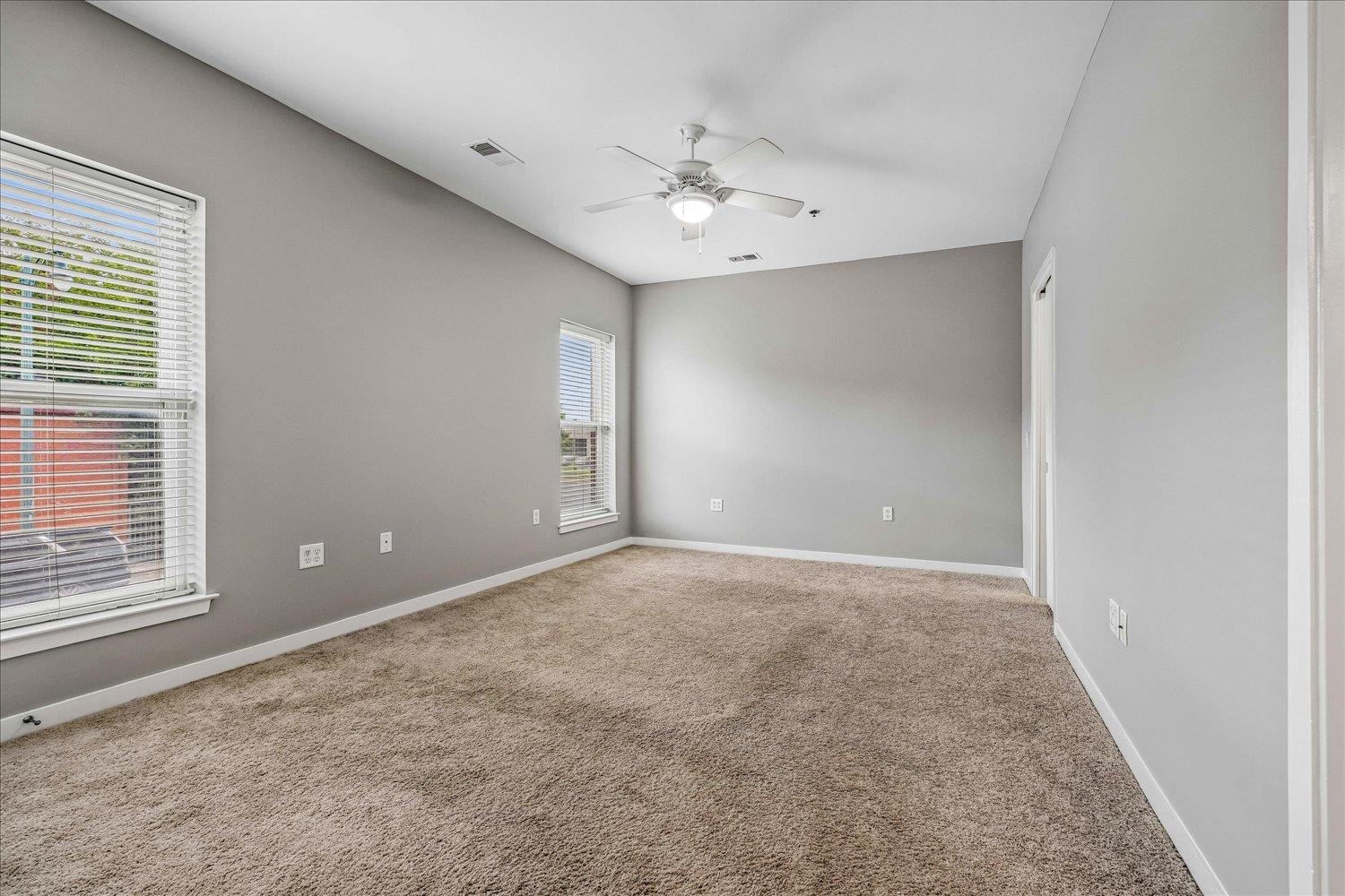 426 N Front St 104 Property Photo 14