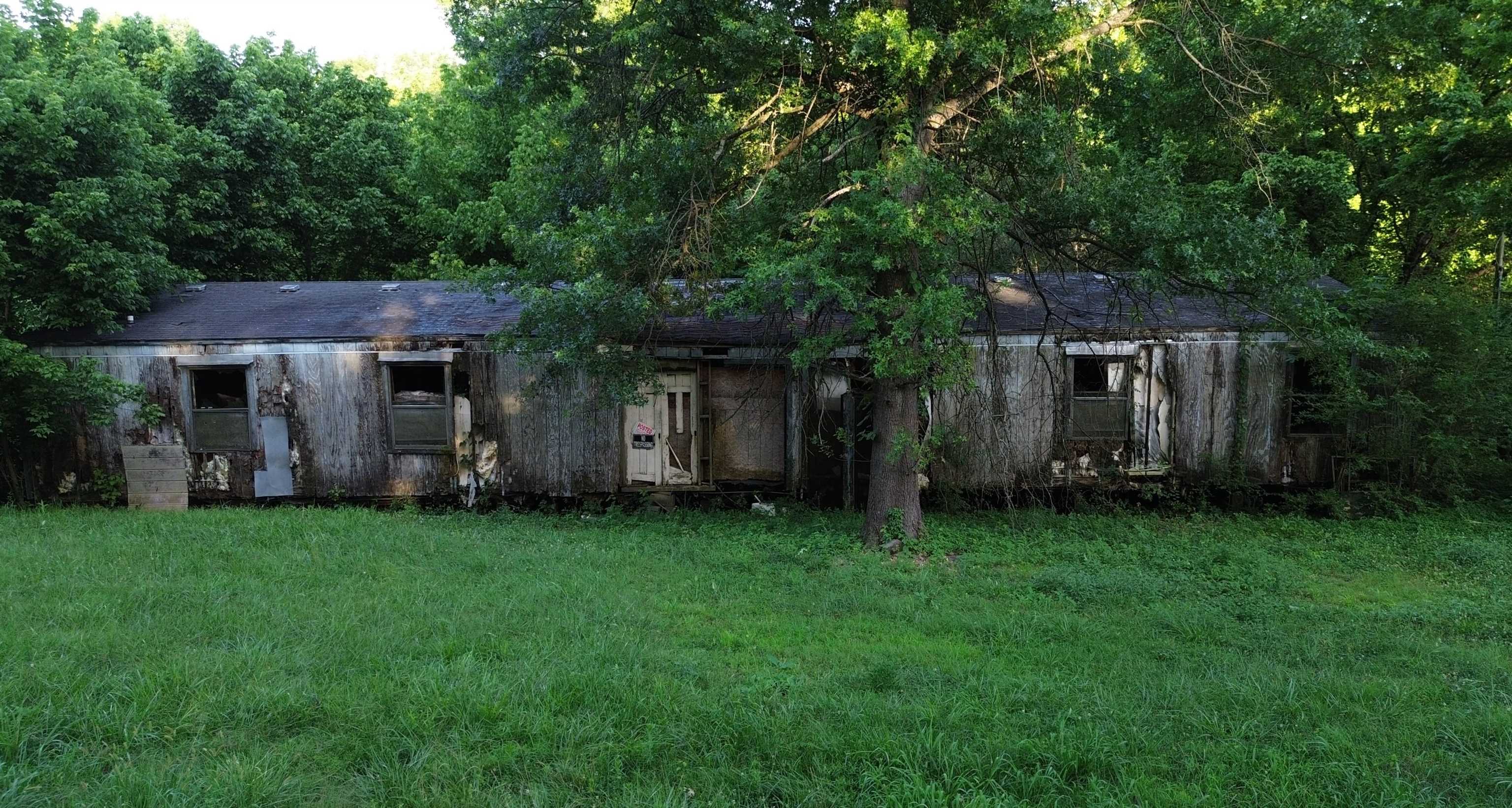 92 Cedar Point Rd Property Photo 3