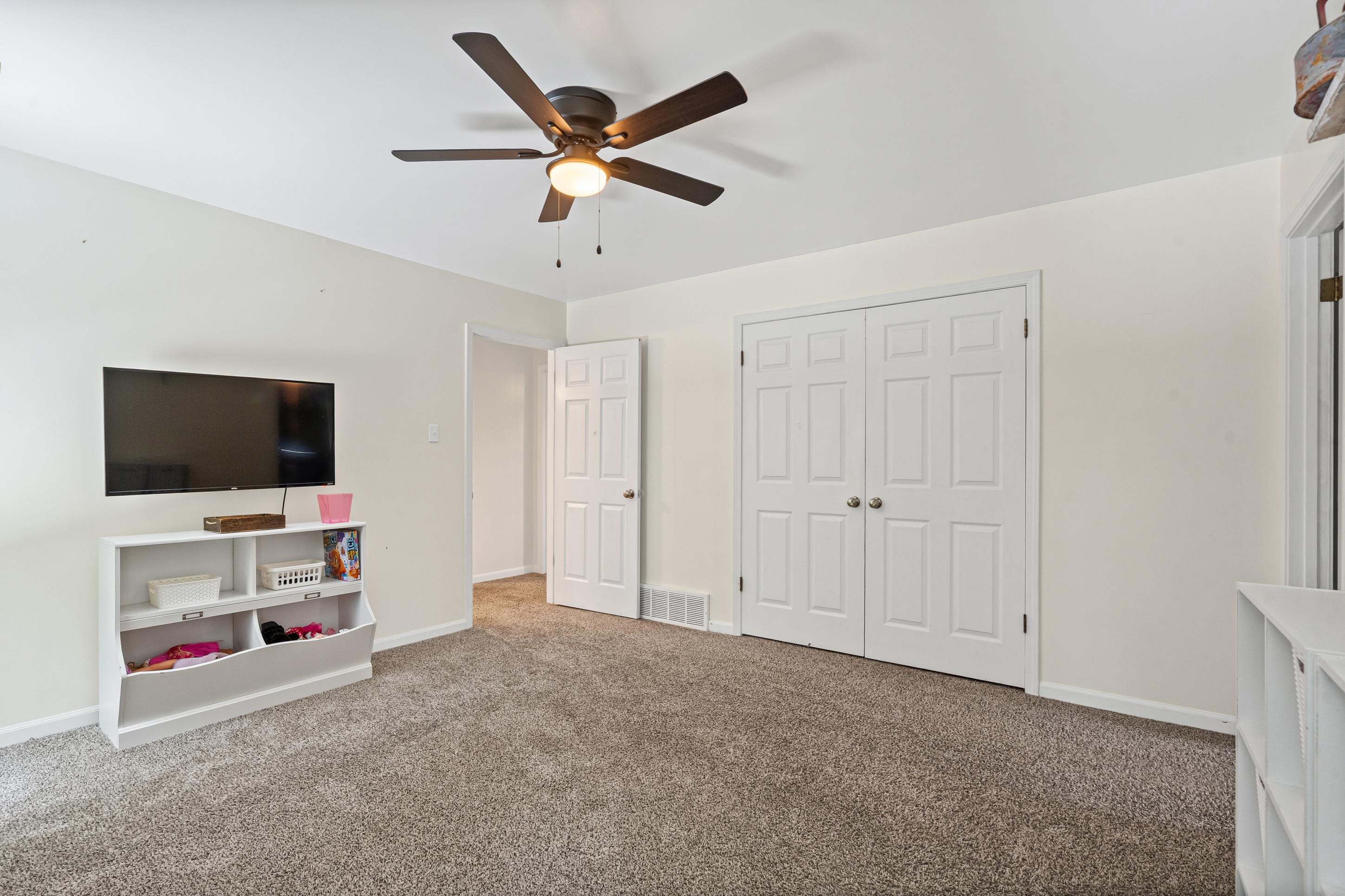 8898 Lanthorn Cv Property Photo 20