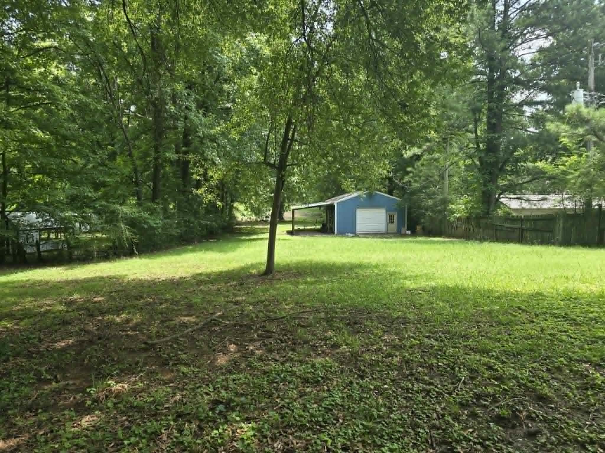 9242 Brunswick Rd Property Photo 16