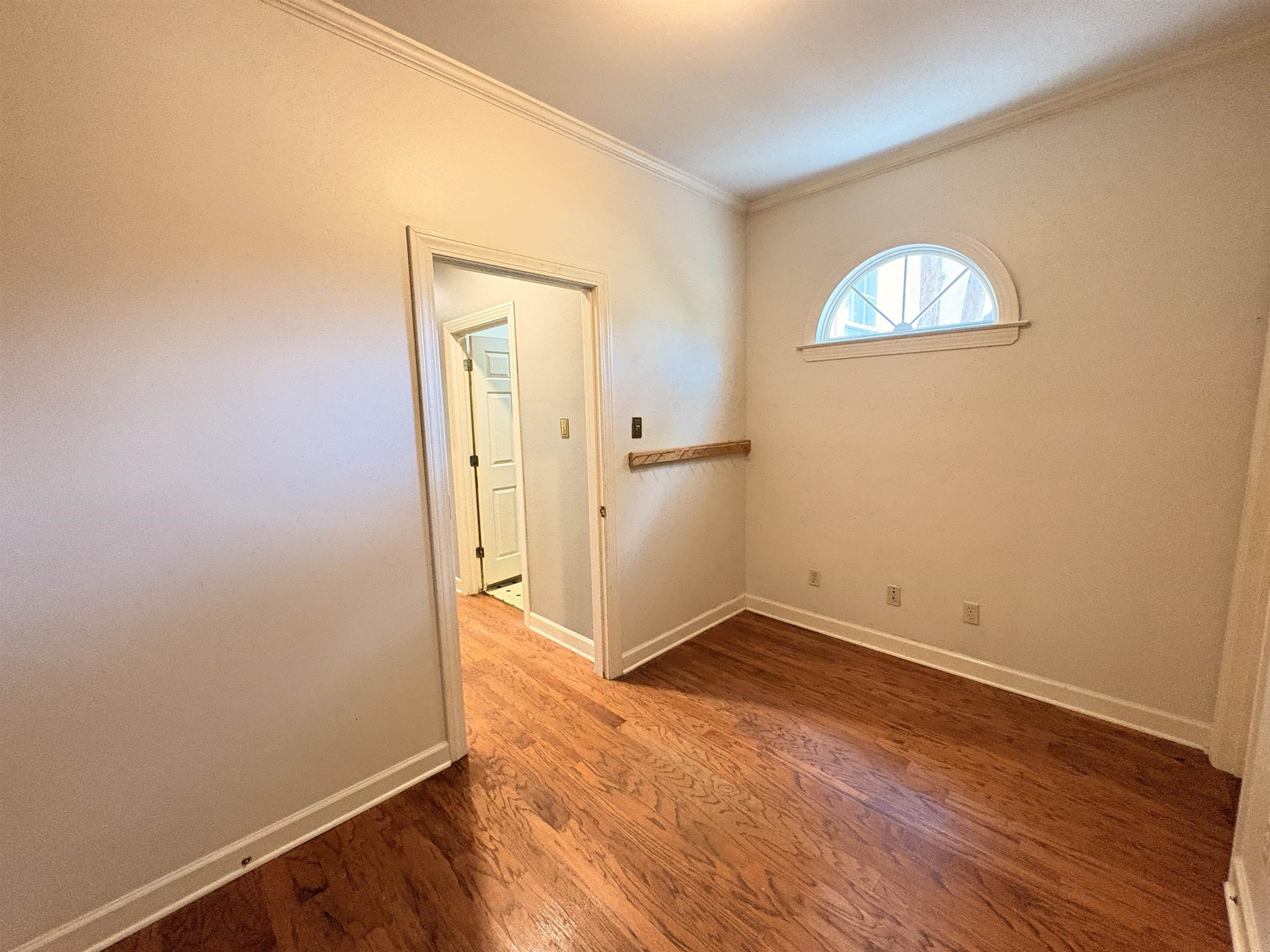 1850 Wood Oak Dr Property Photo 12