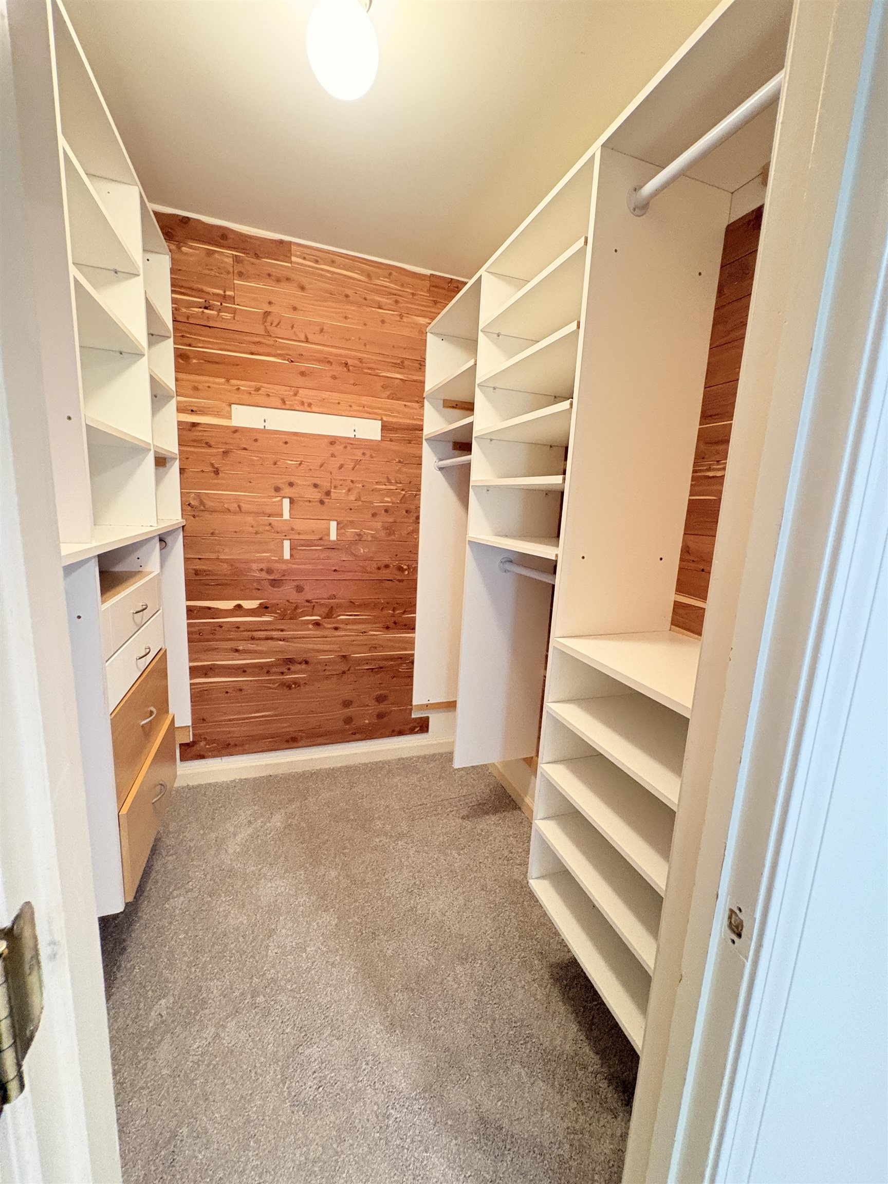 1850 Wood Oak Dr Property Photo 23