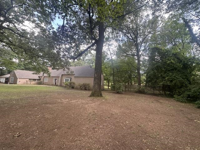 4827 Princeton Rd Property Photo 4