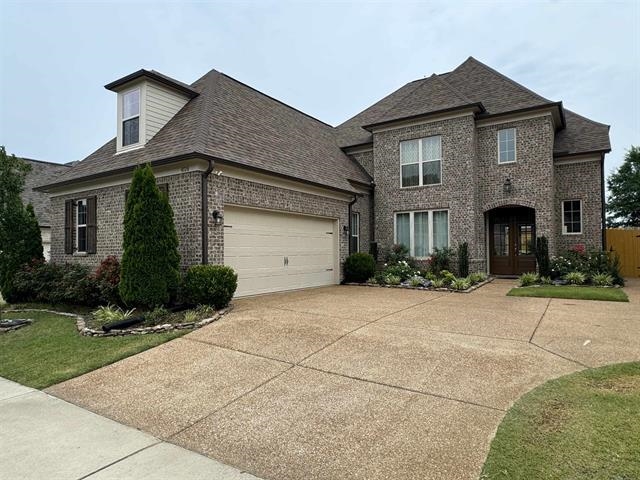 4726 EMMAS CIR E Property Photo 1