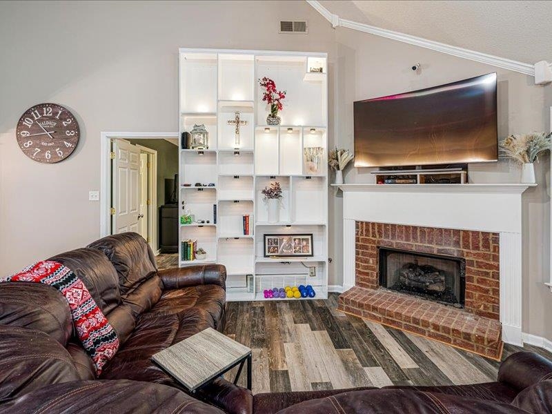 4500 Hillyglen Cv Property Photo 6