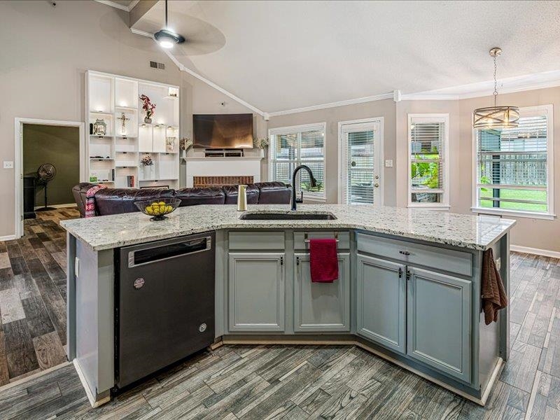 4500 Hillyglen Cv Property Photo 10