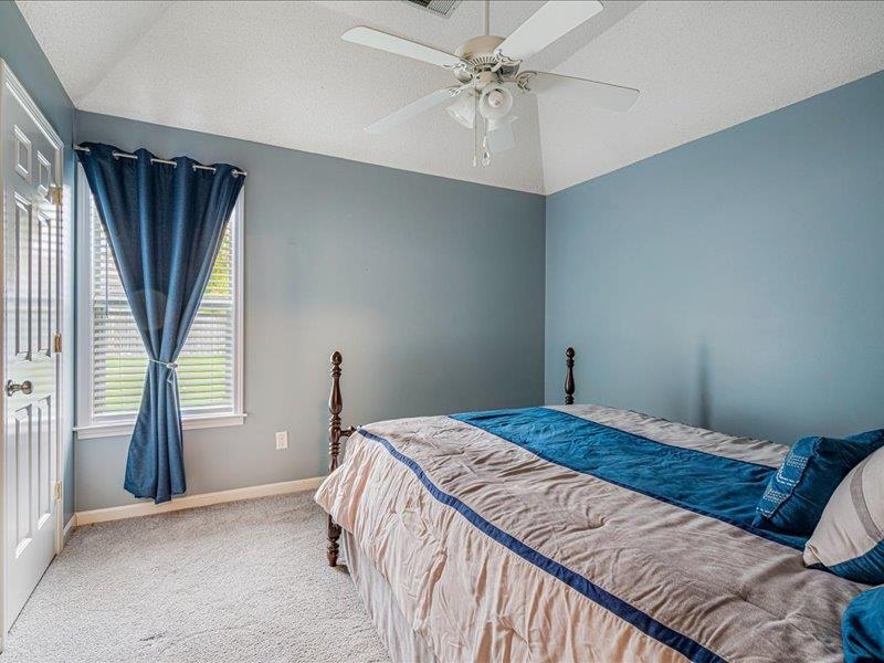 4500 Hillyglen Cv Property Photo 16