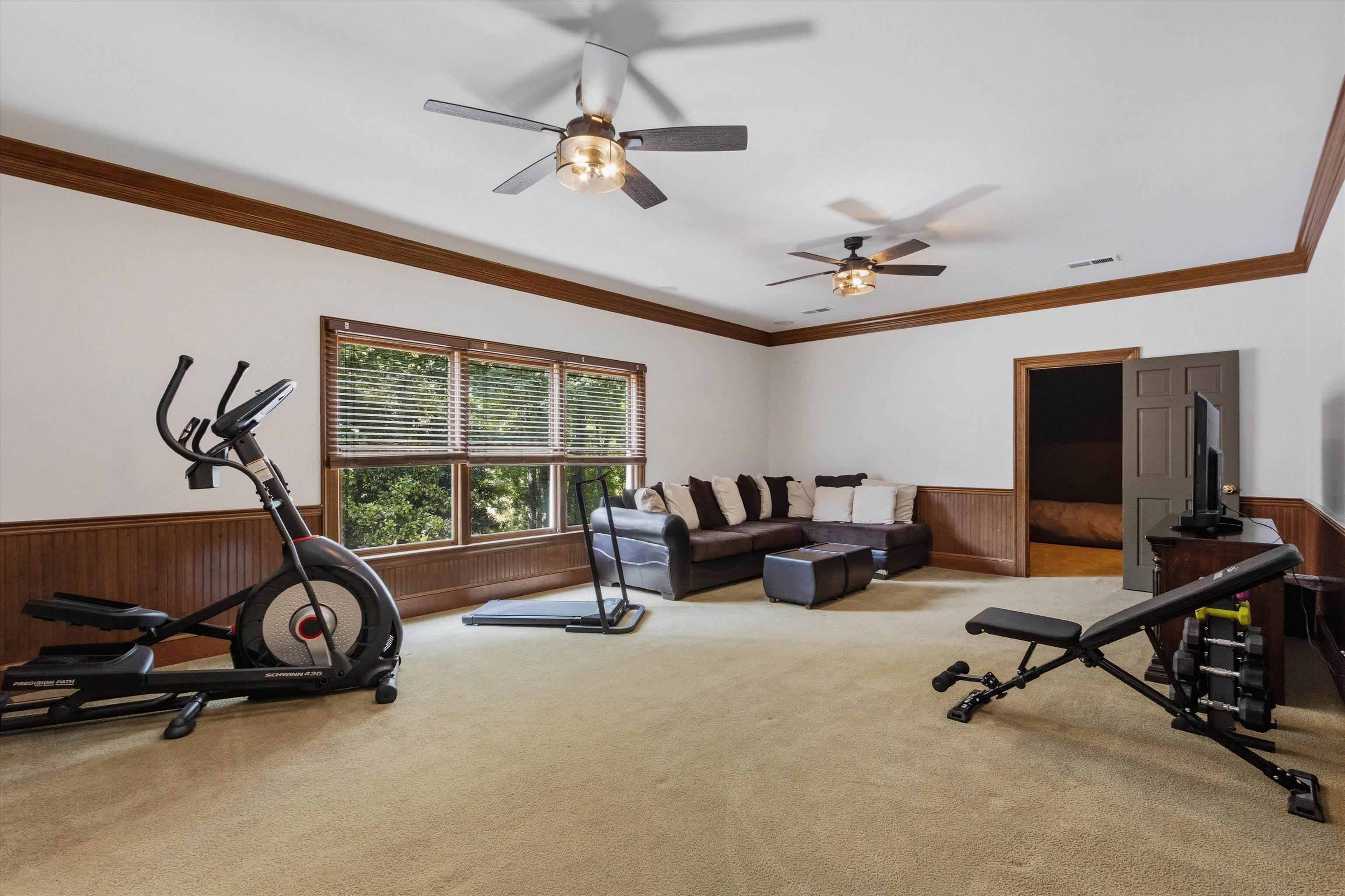 8900 Colins Barre Cv Property Photo 22