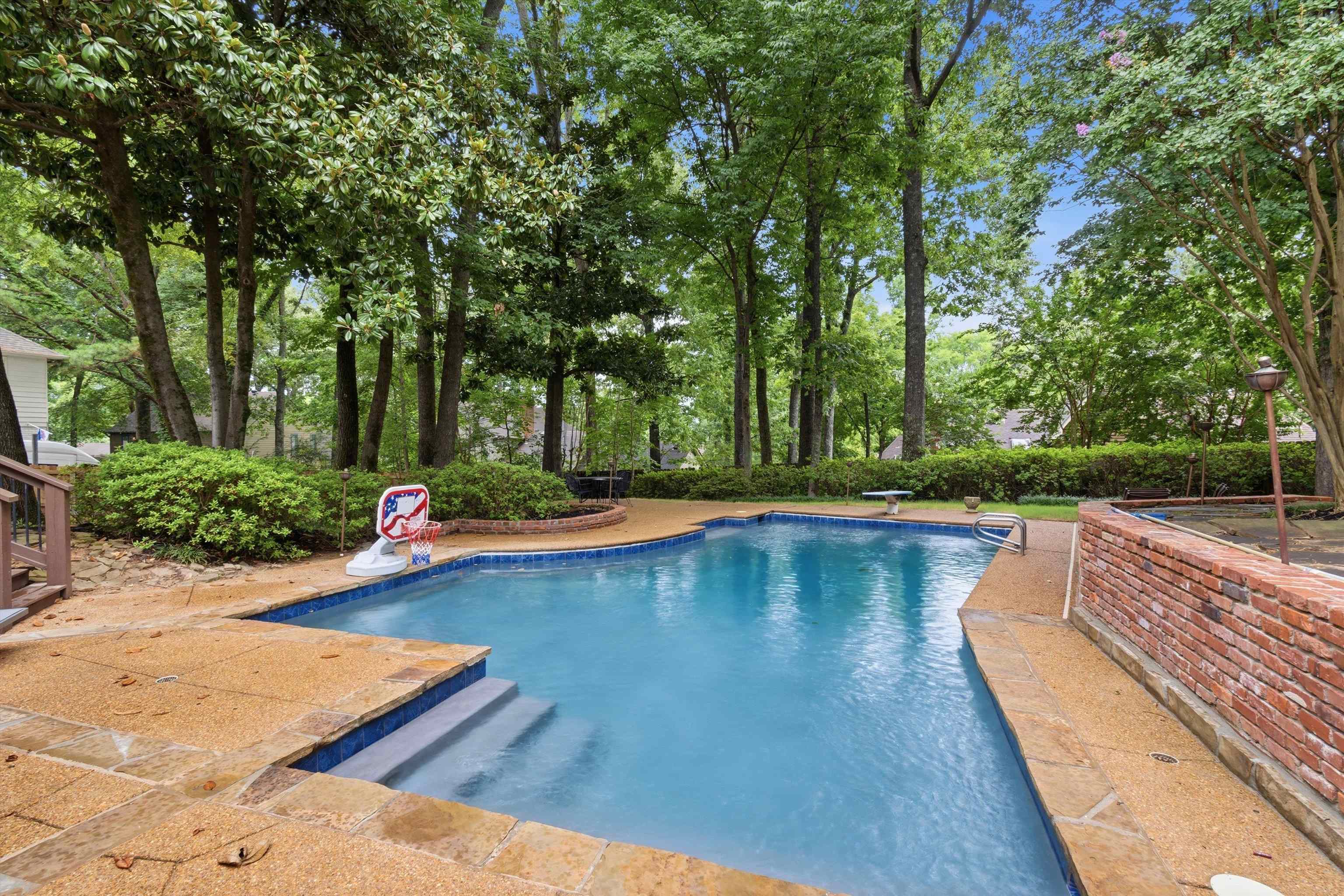 8900 Colins Barre Cv Property Photo 26