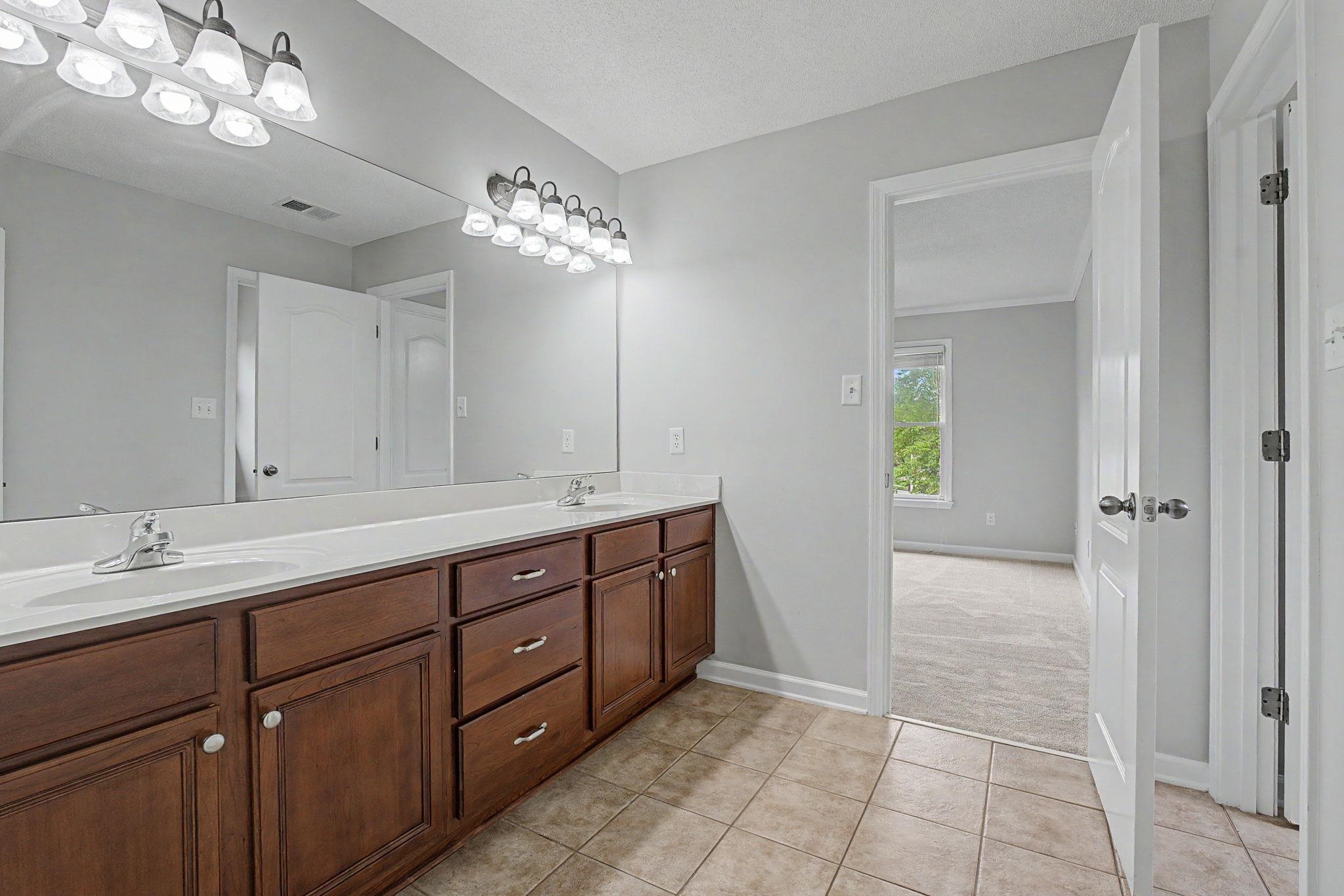 1482 Grand Cypress Dr Property Photo 26