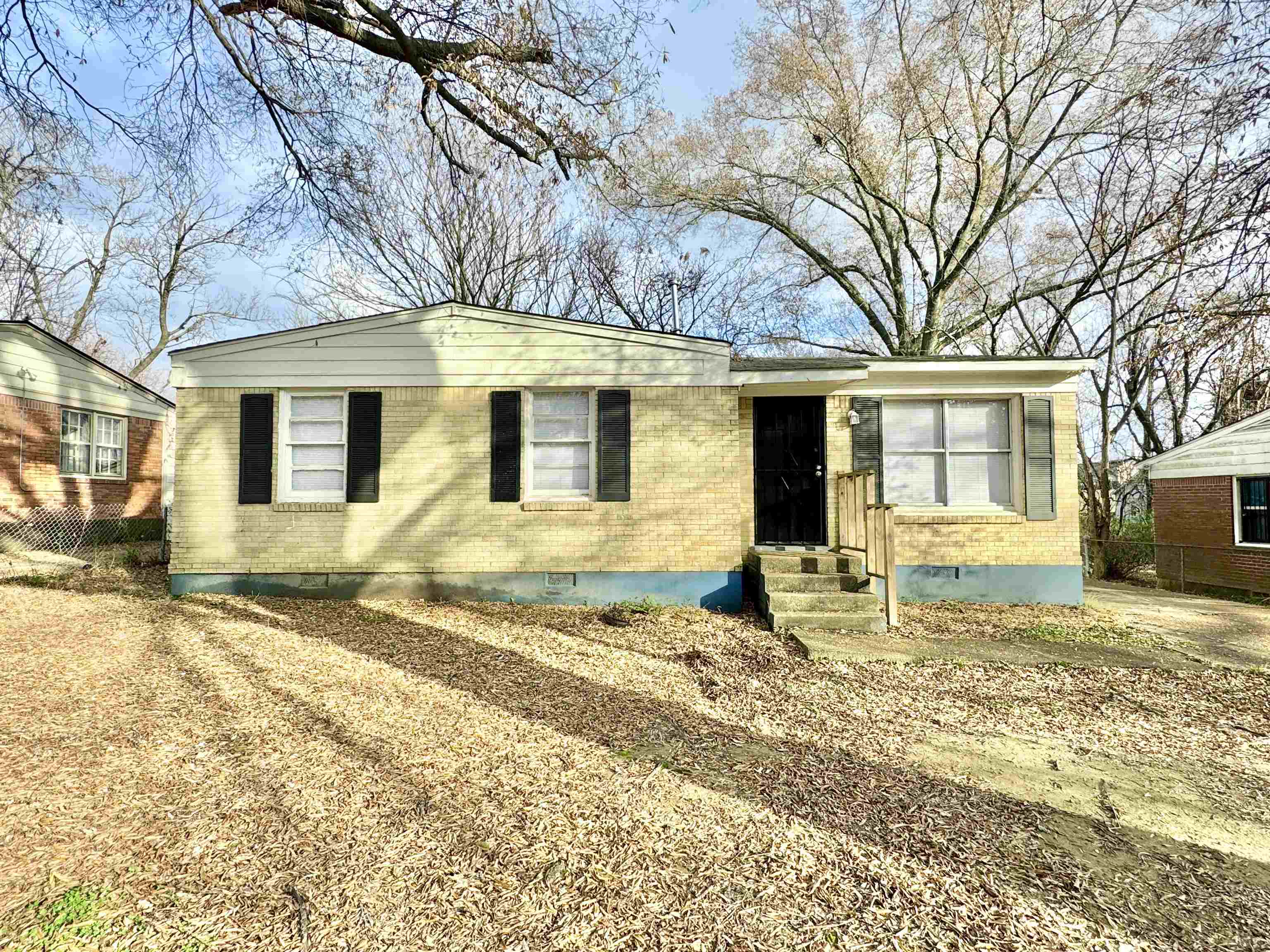 3462 Mark Twain St Property Photo 1
