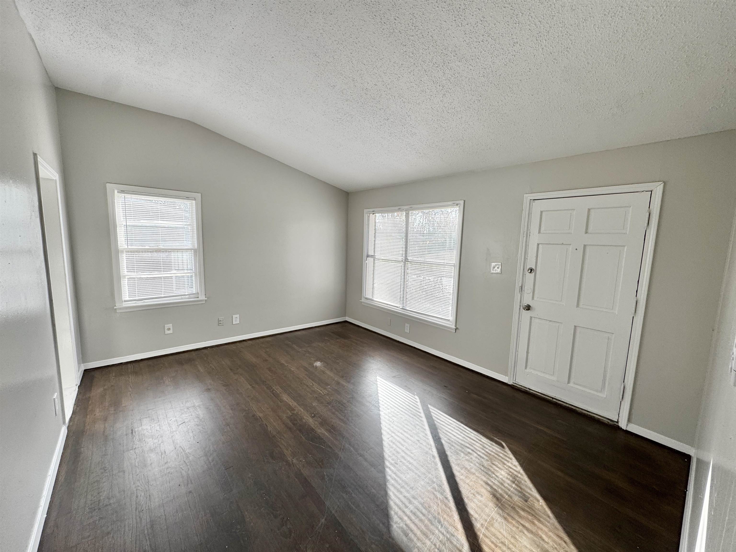 3462 Mark Twain St Property Photo 4