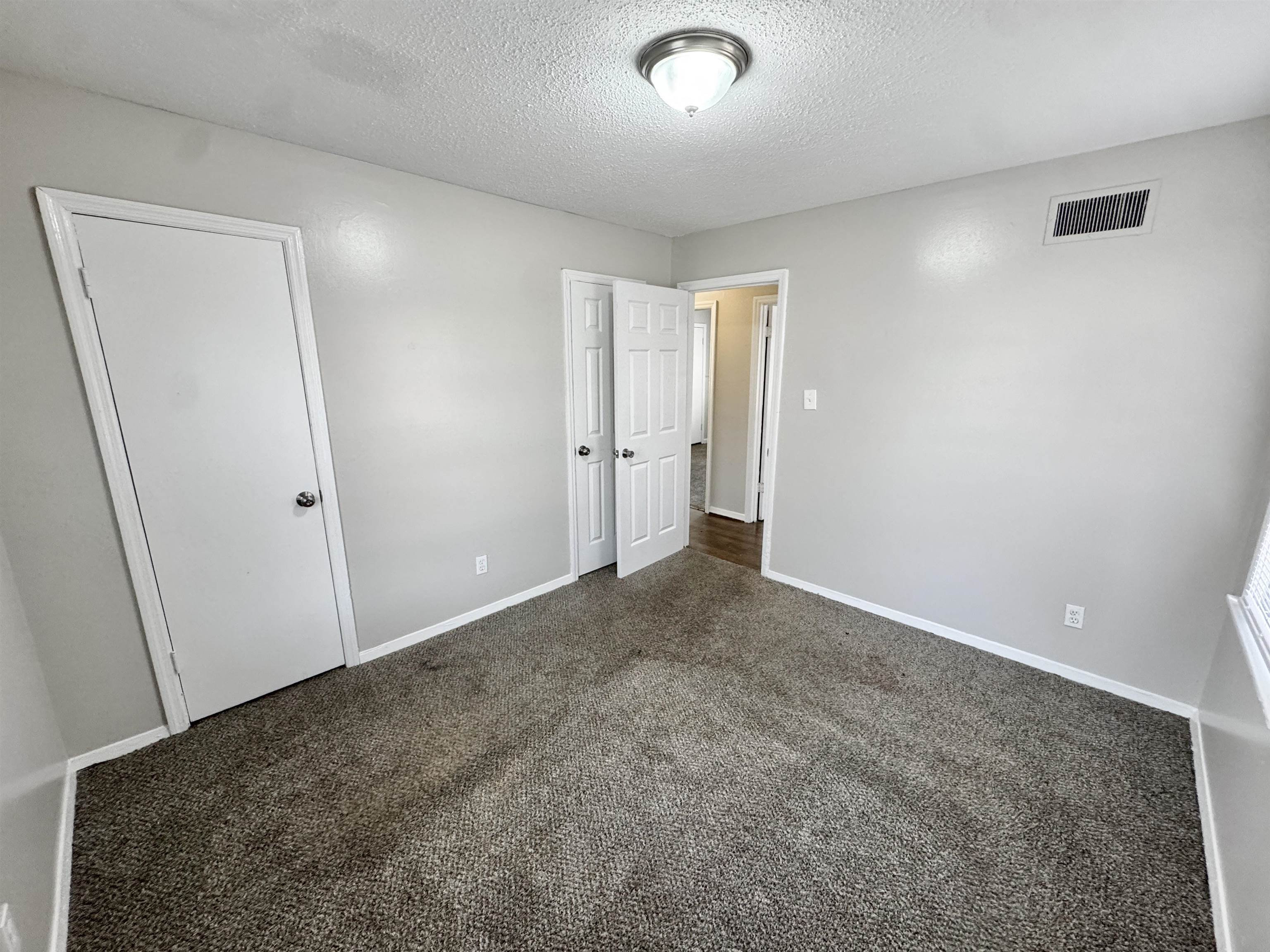 3462 Mark Twain St Property Photo 16