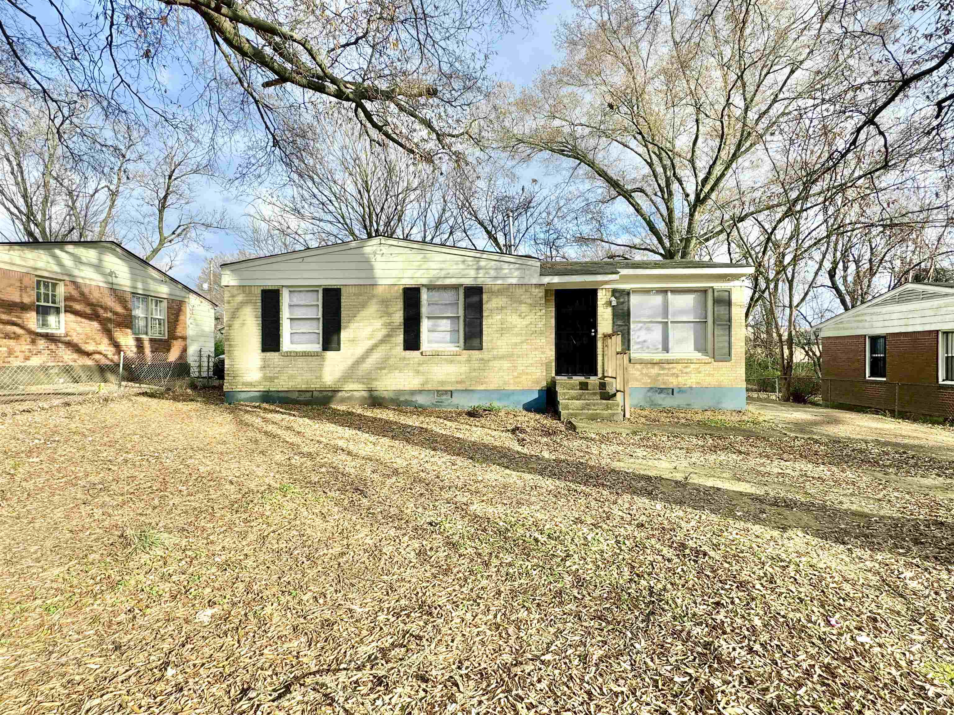 3462 Mark Twain St Property Photo 19