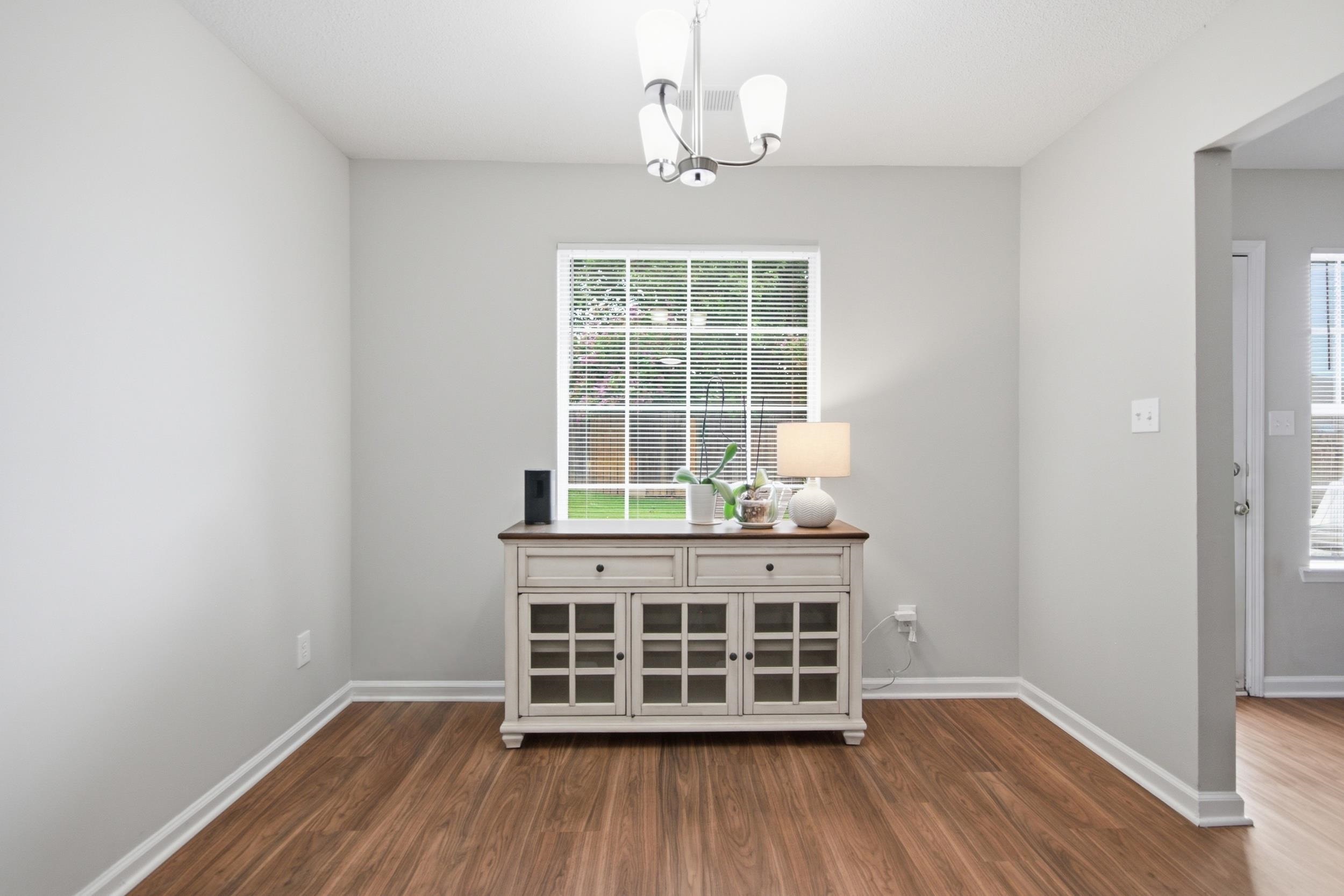993 Zenith Cv N Property Photo 13
