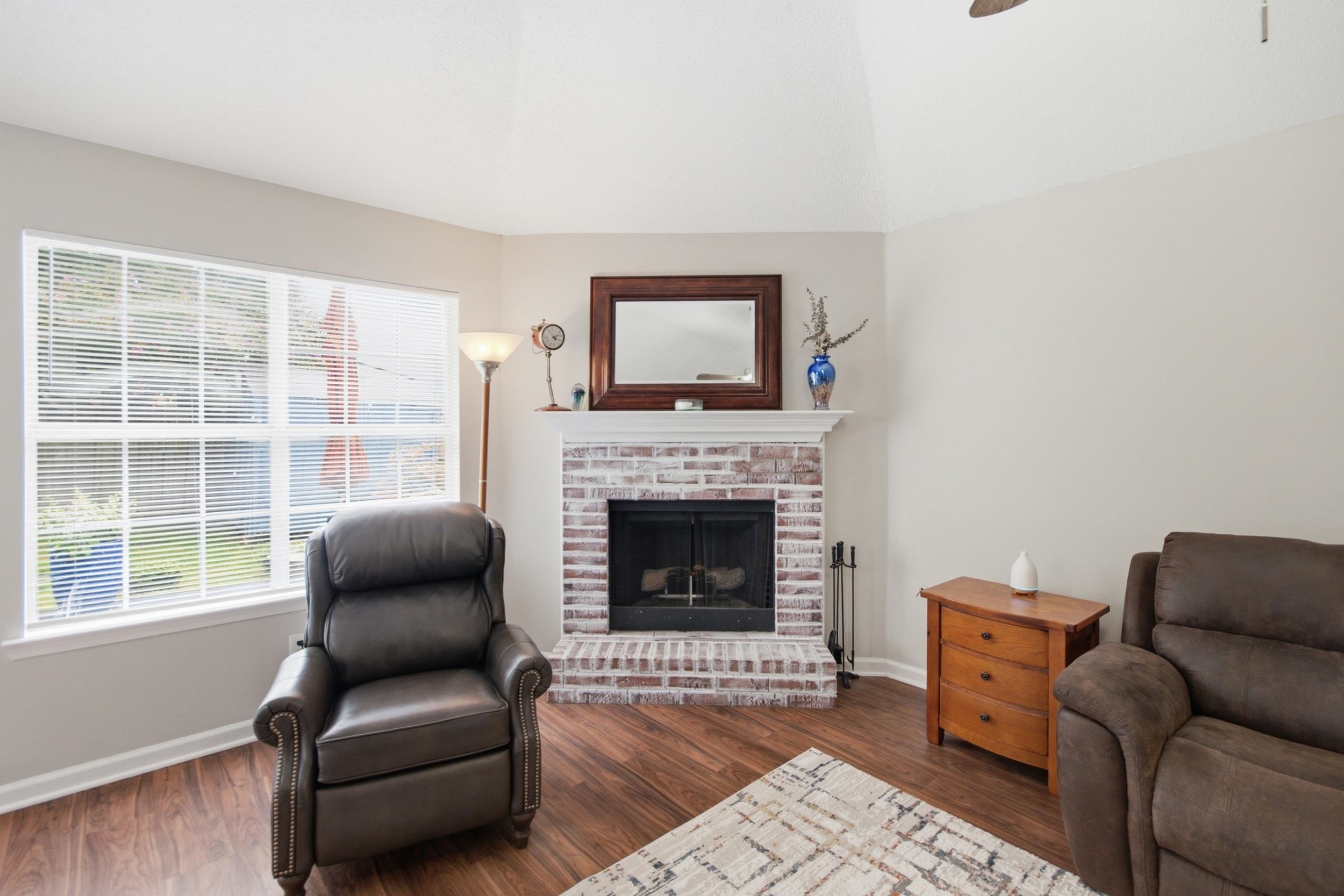 993 Zenith Cv N Property Photo 17