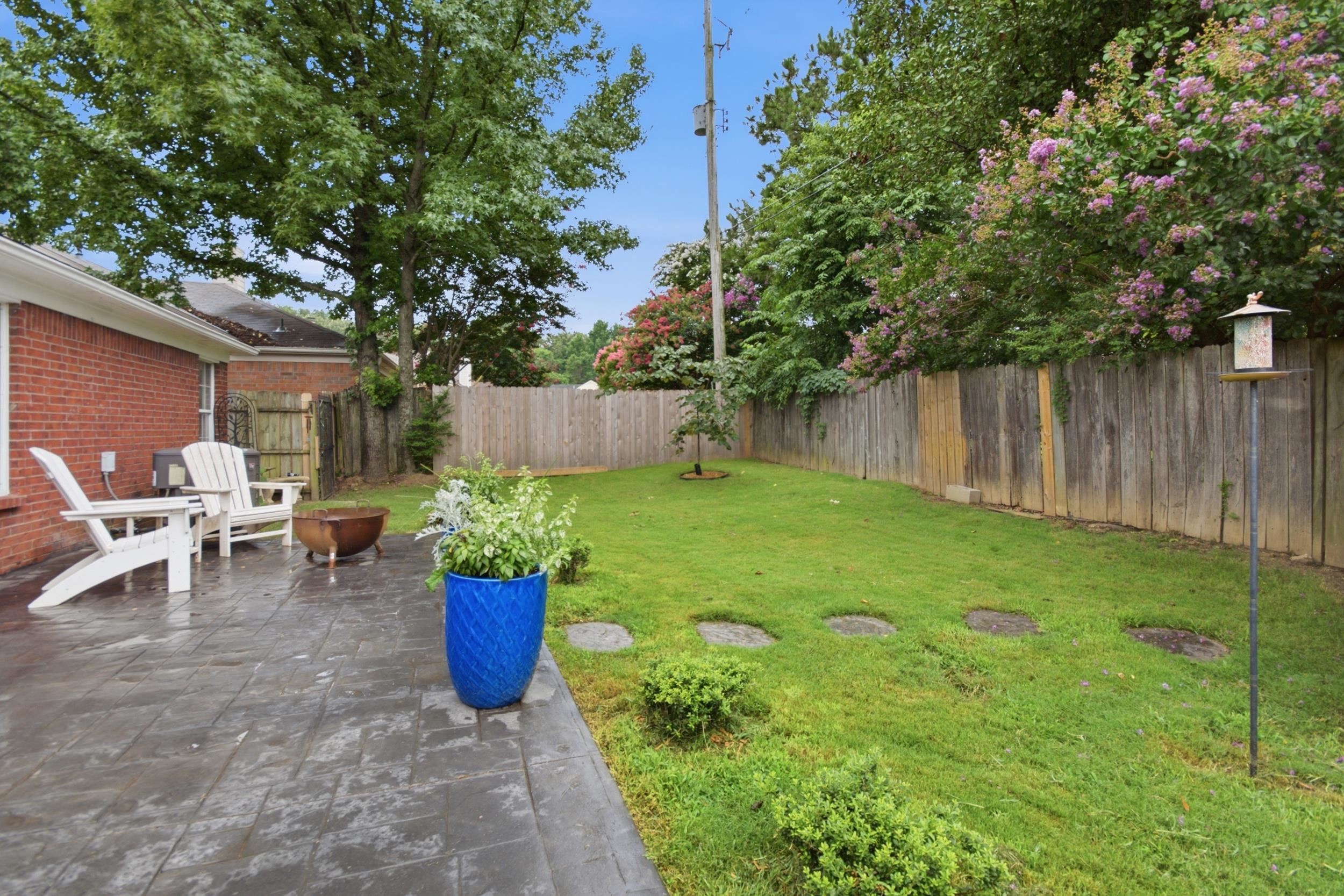 993 Zenith Cv N Property Photo 24