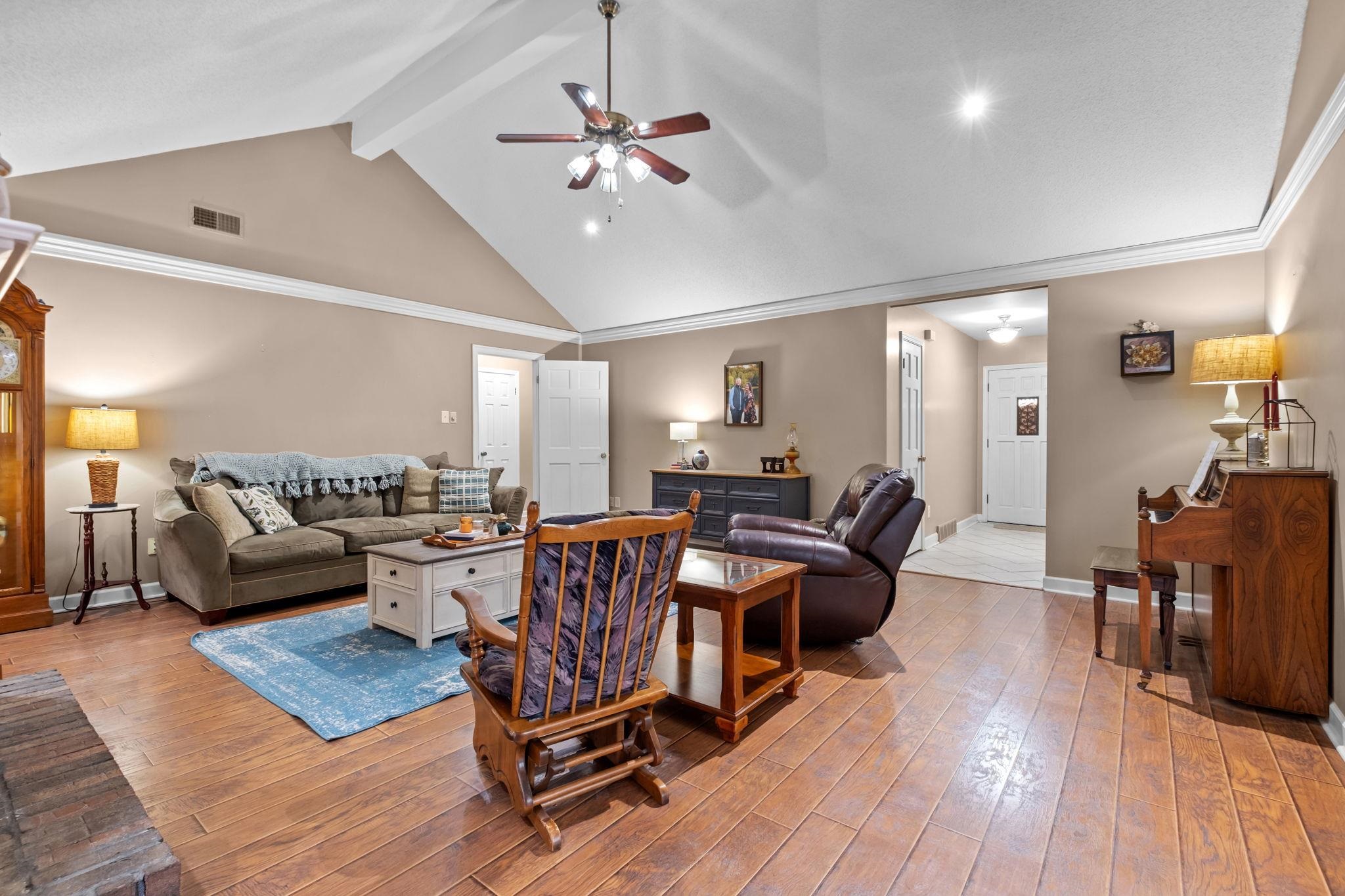 6119 Kevin Dr Property Photo 11