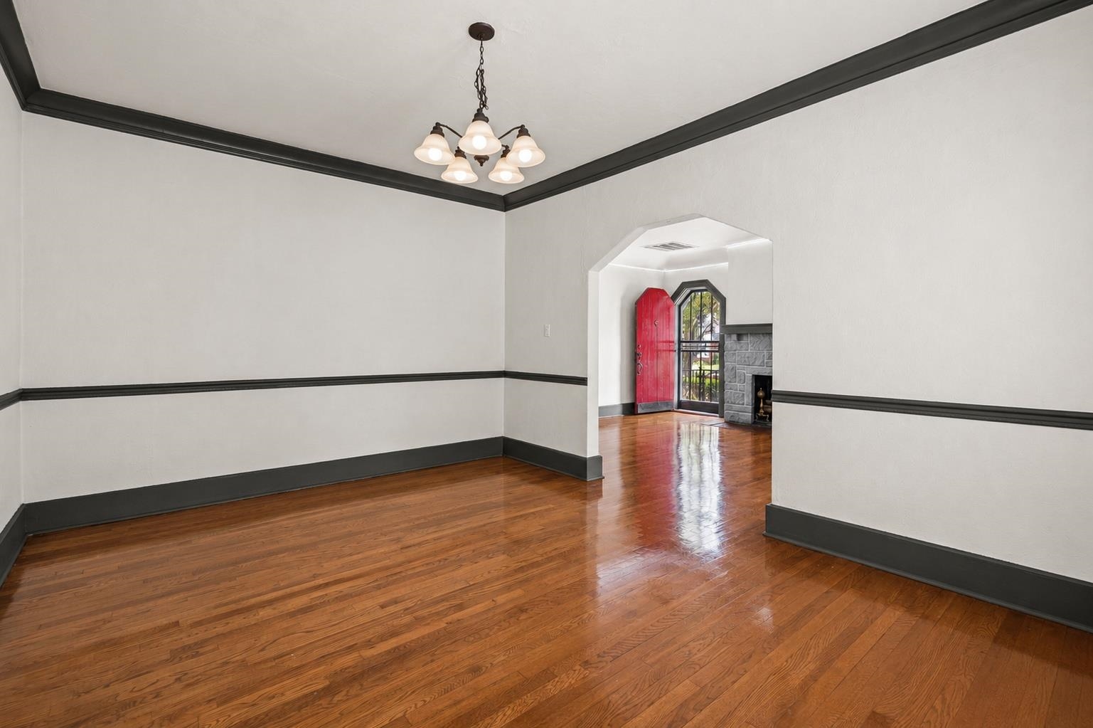 1936 Mignon Ave Property Photo 10