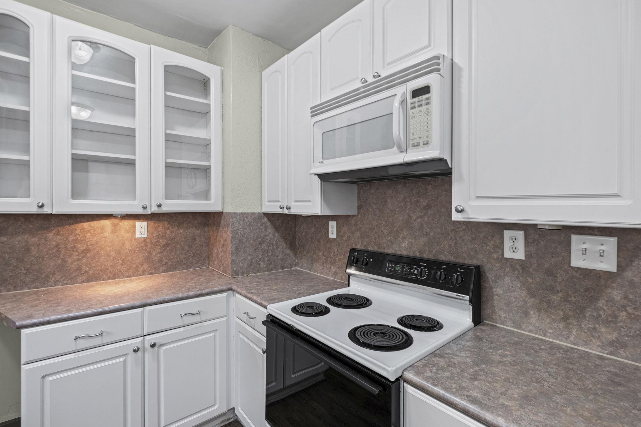 1936 Mignon Ave Property Photo 14