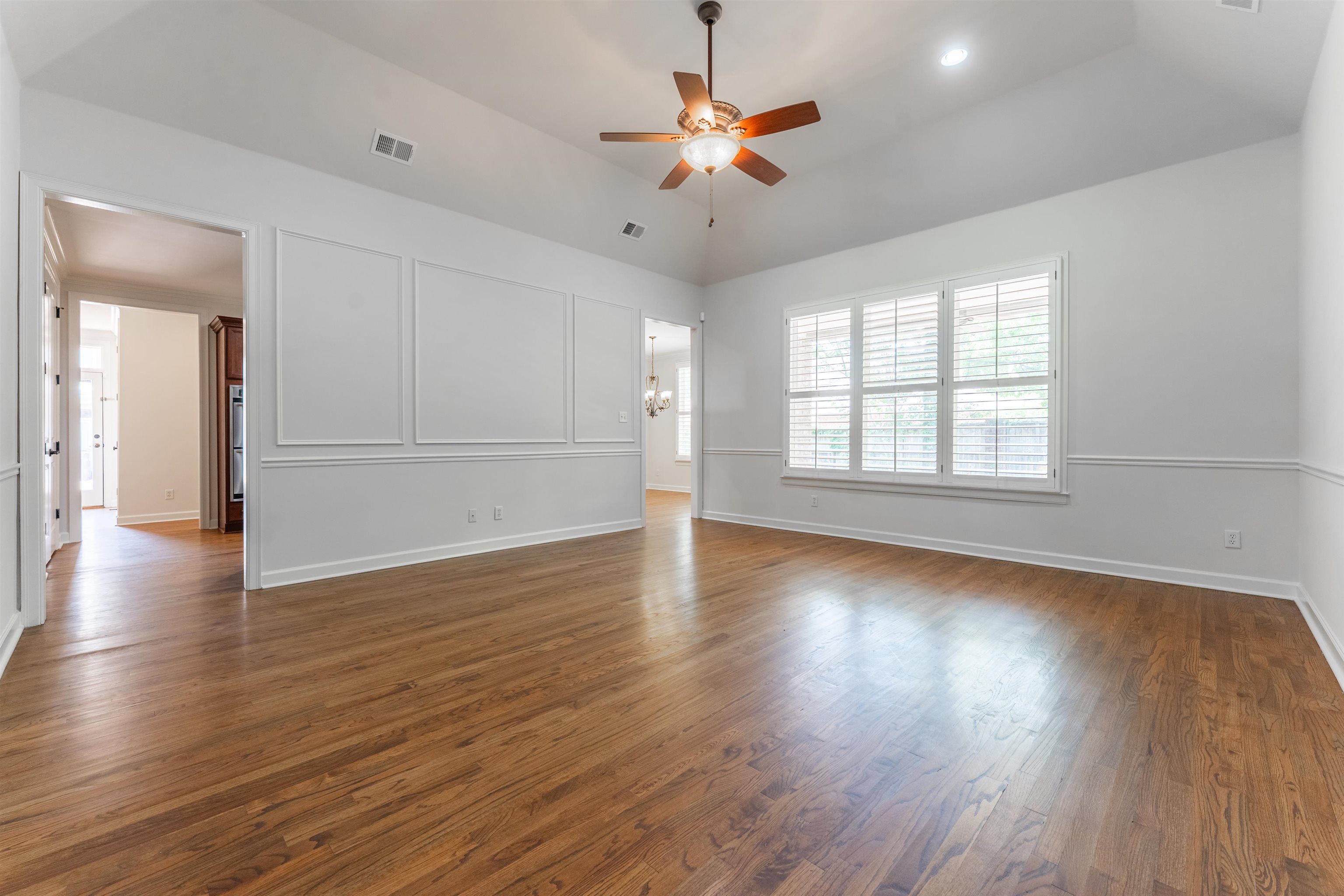 10830 Whisper Hollow Cv Property Photo 14