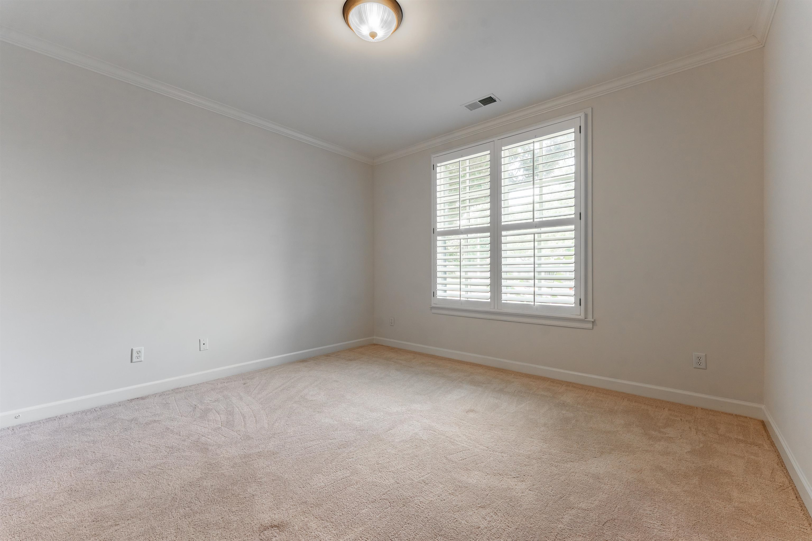10830 Whisper Hollow Cv Property Photo 25