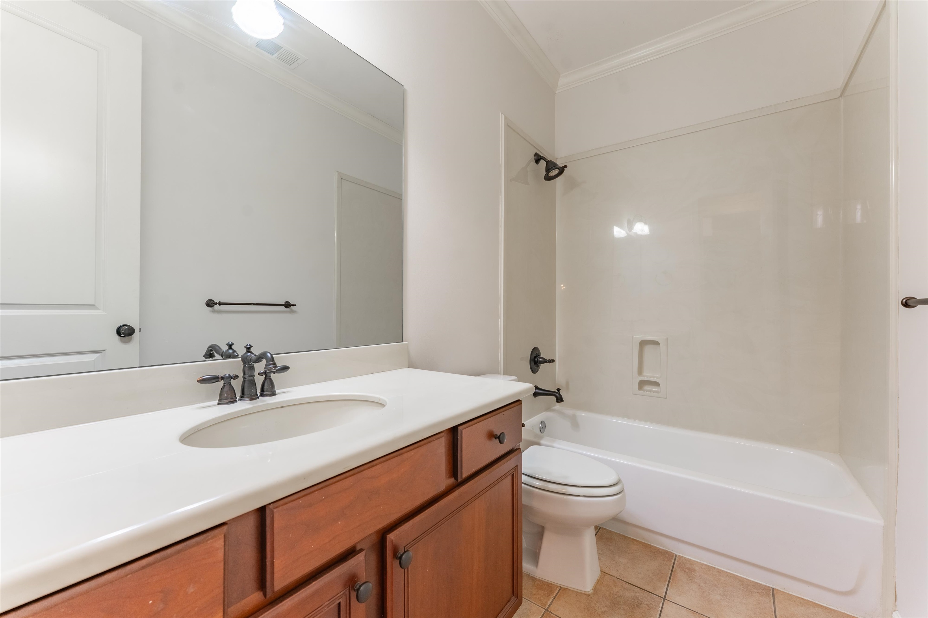 10830 Whisper Hollow Cv Property Photo 26