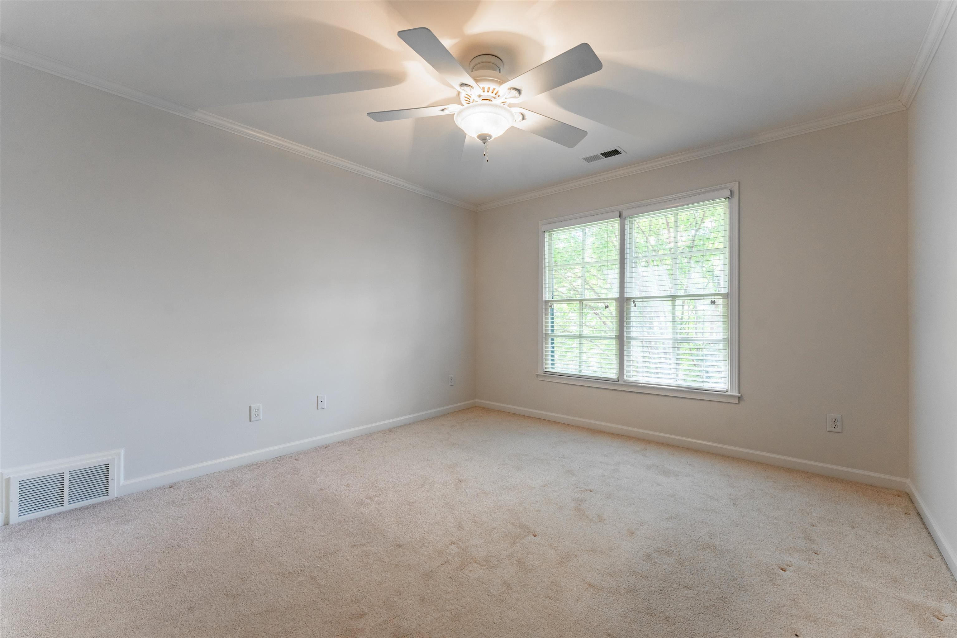 10830 Whisper Hollow Cv Property Photo 27