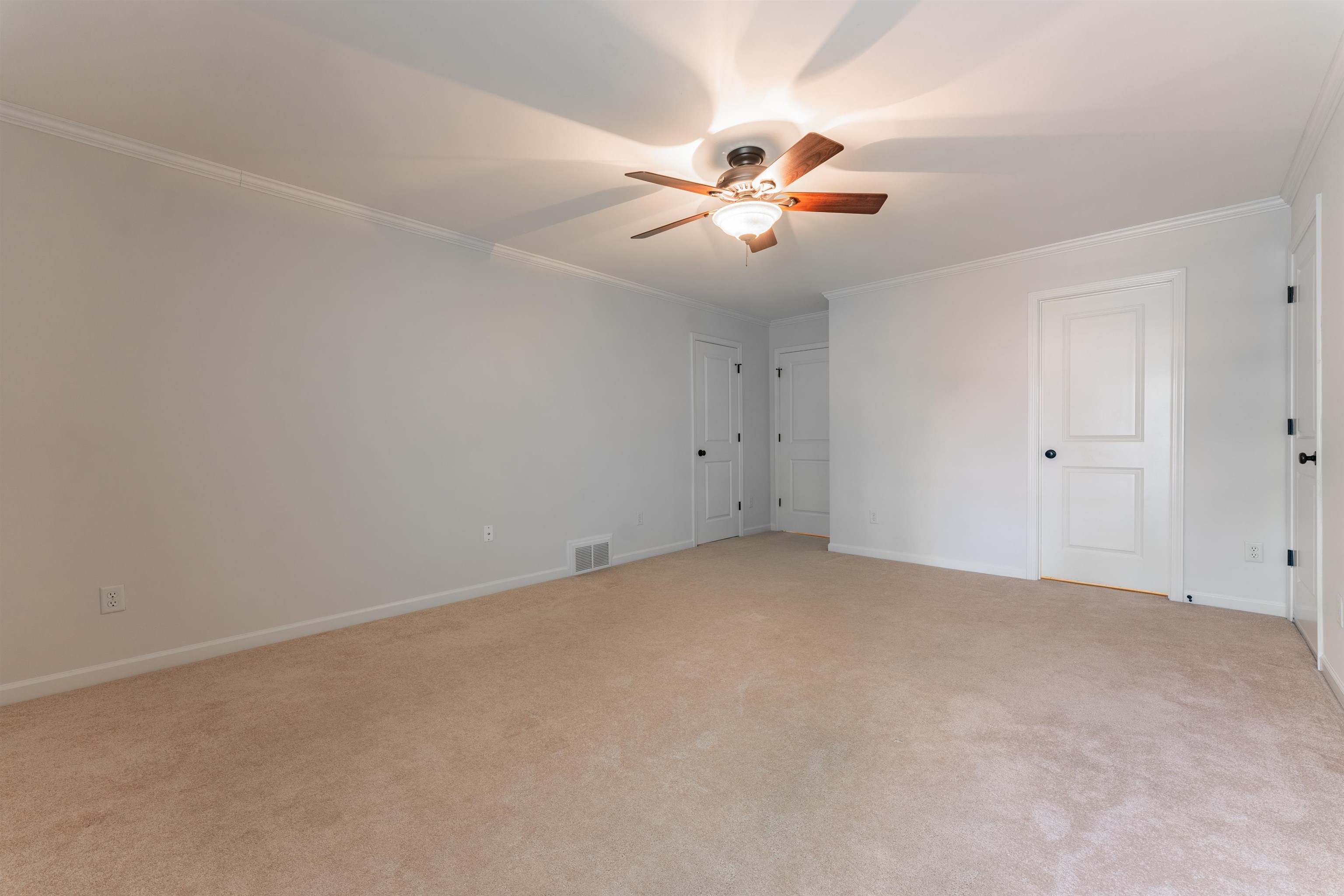 10830 Whisper Hollow Cv Property Photo 28