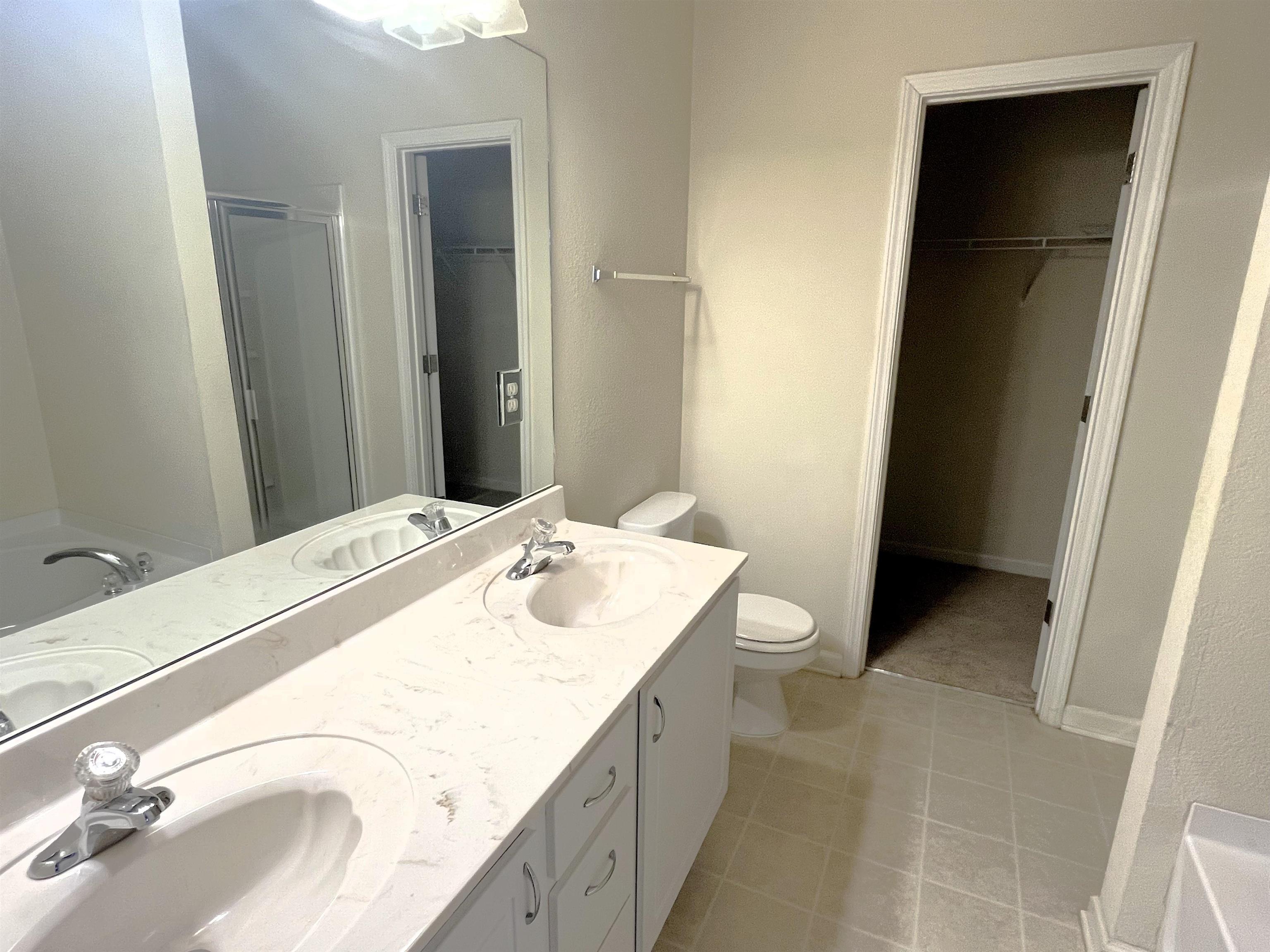 4968 Water Brook Cir Property Photo 15