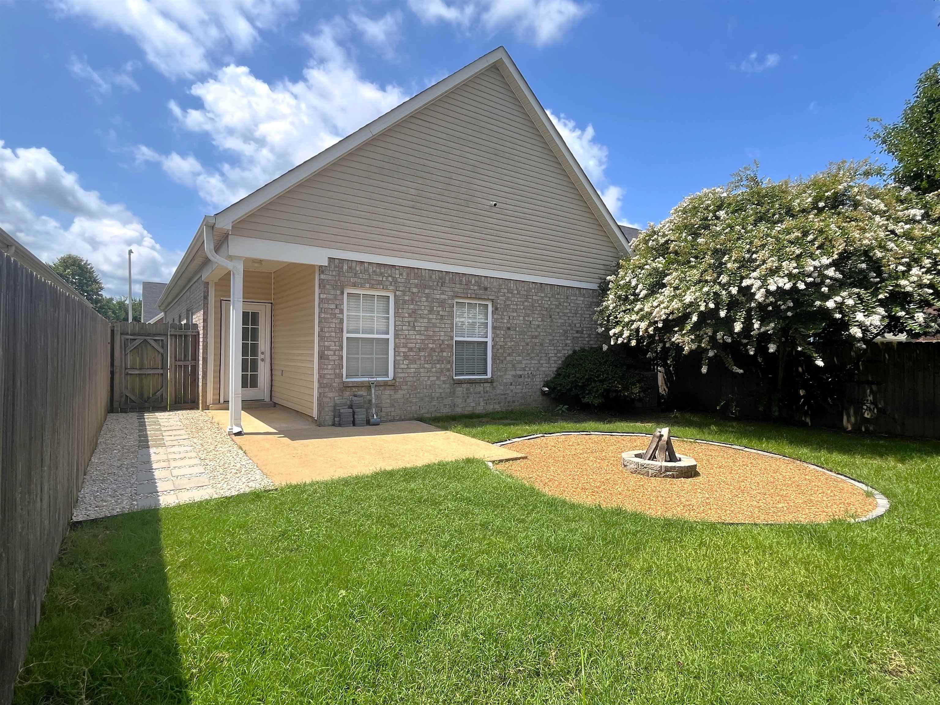 4968 Water Brook Cir Property Photo 18