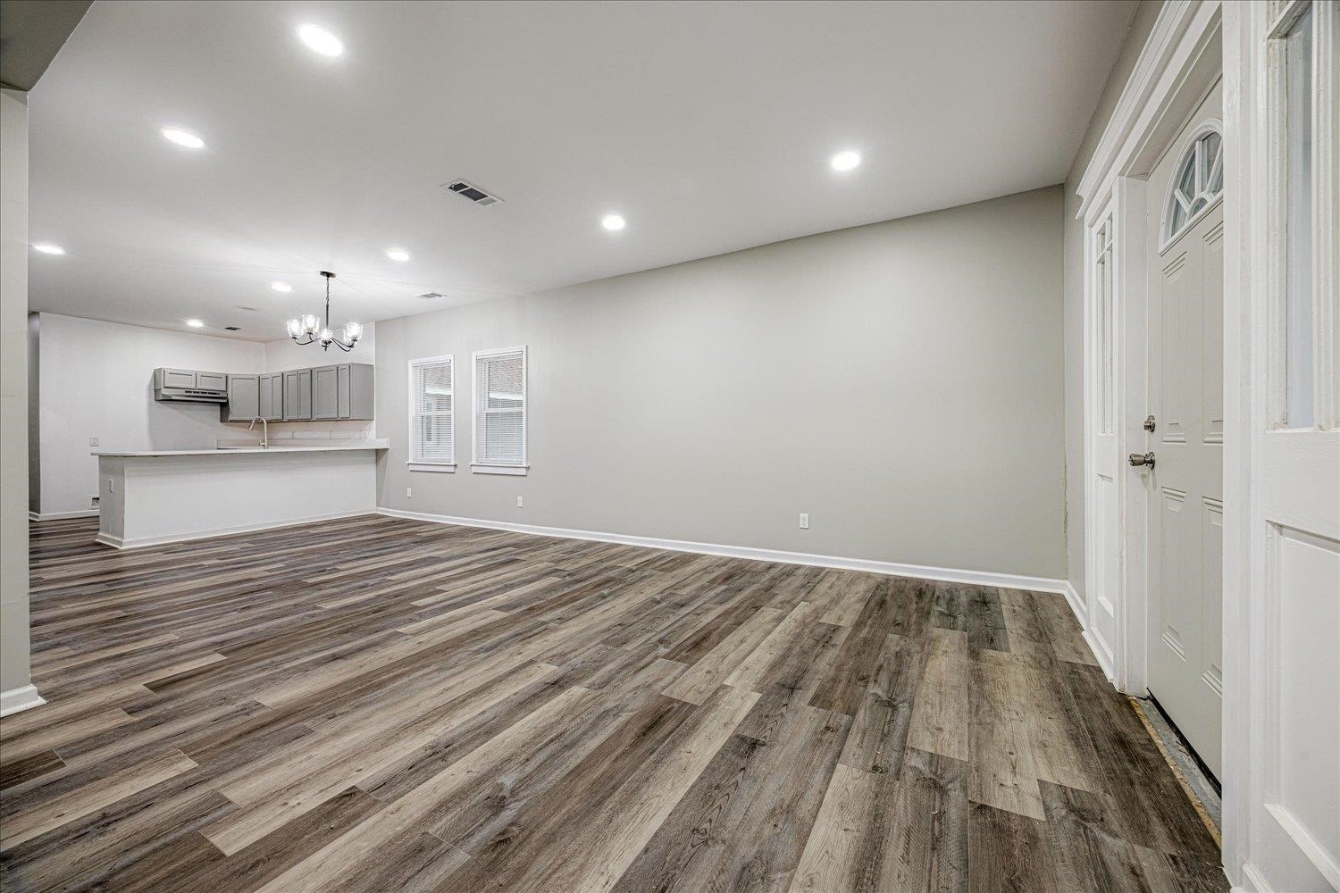 3587 Cowden Ave Property Photo 6