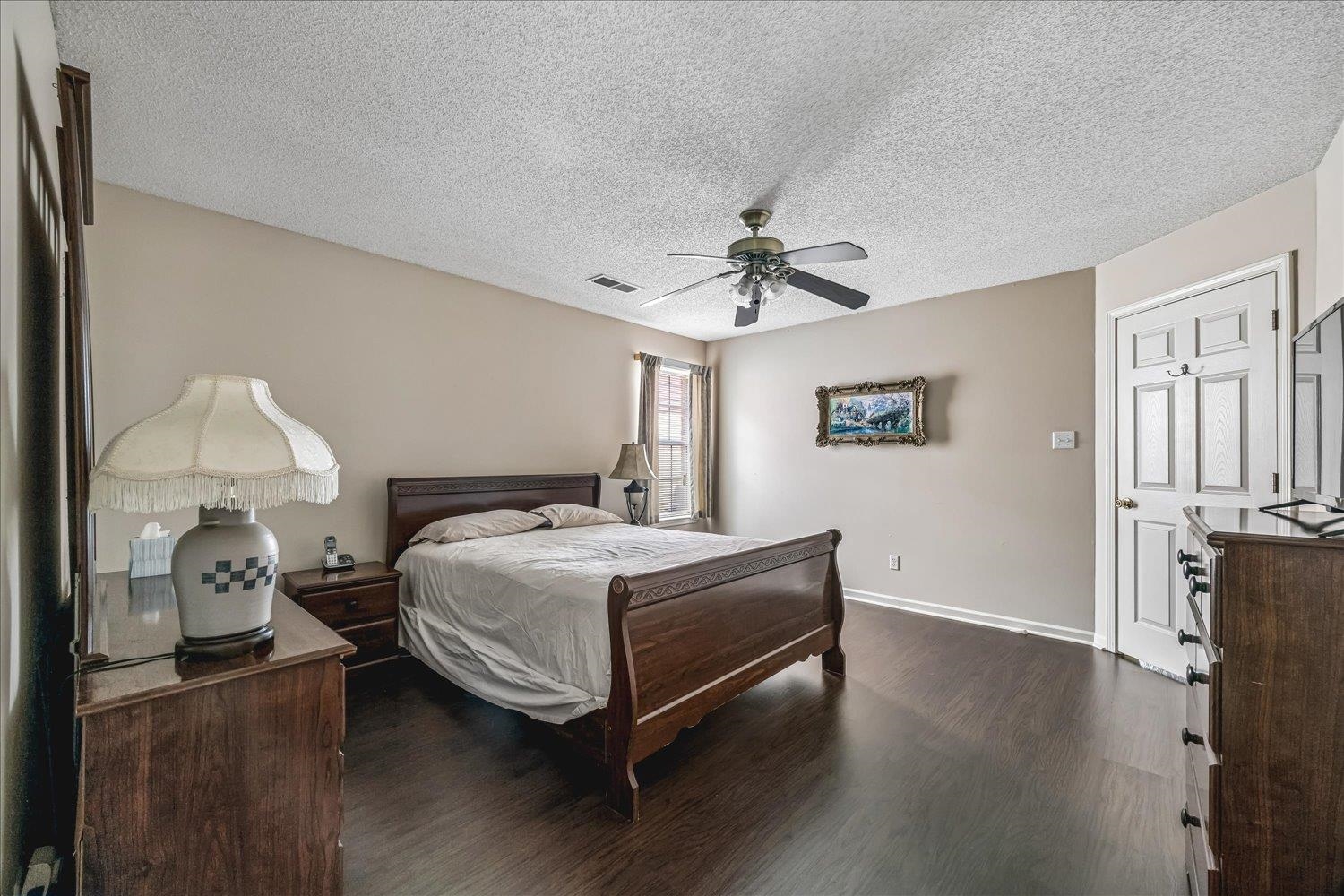 6812 Meadow Chase Ln Property Photo 13