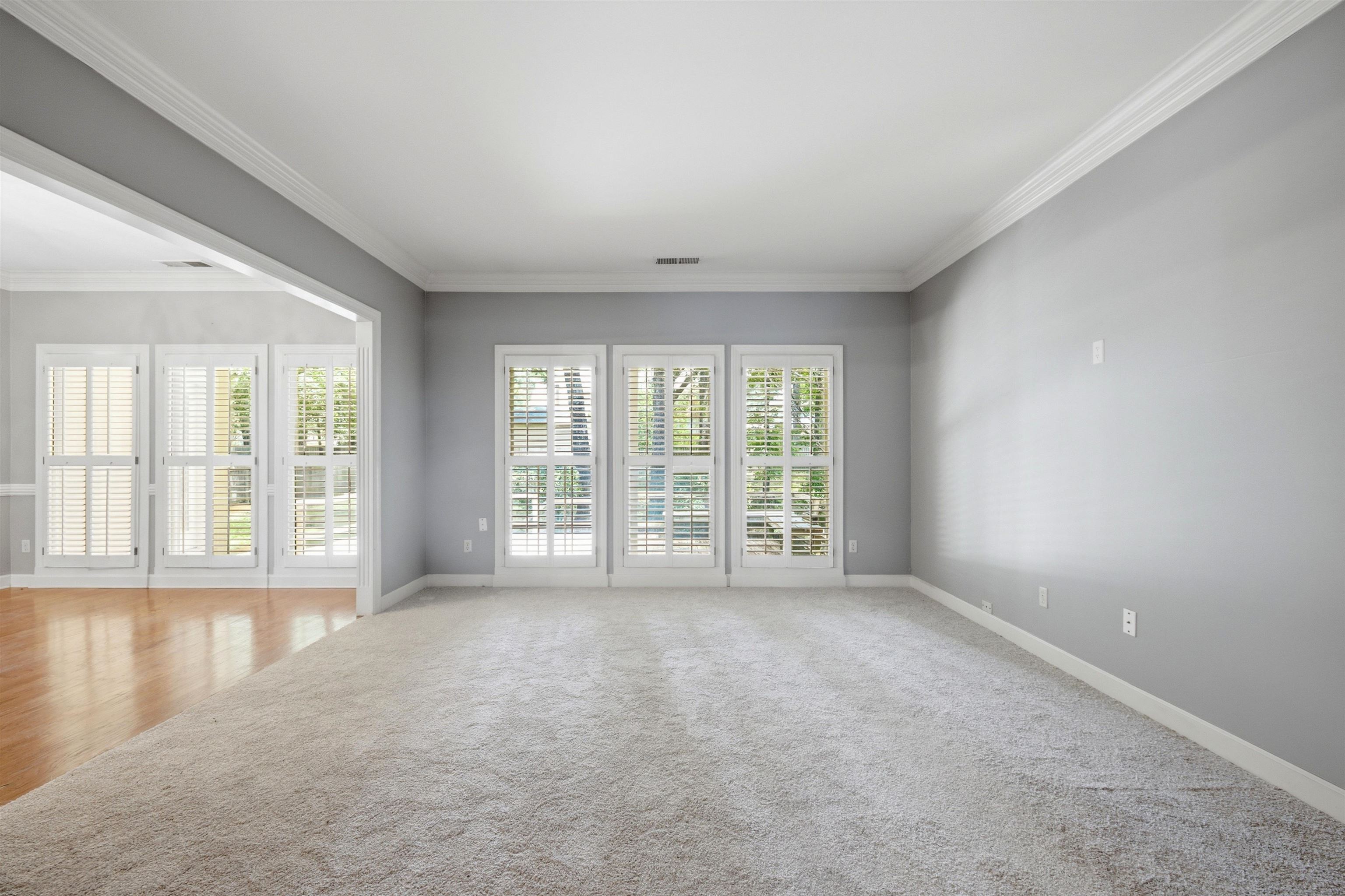 1850 Wood Oak Dr Property Photo 6