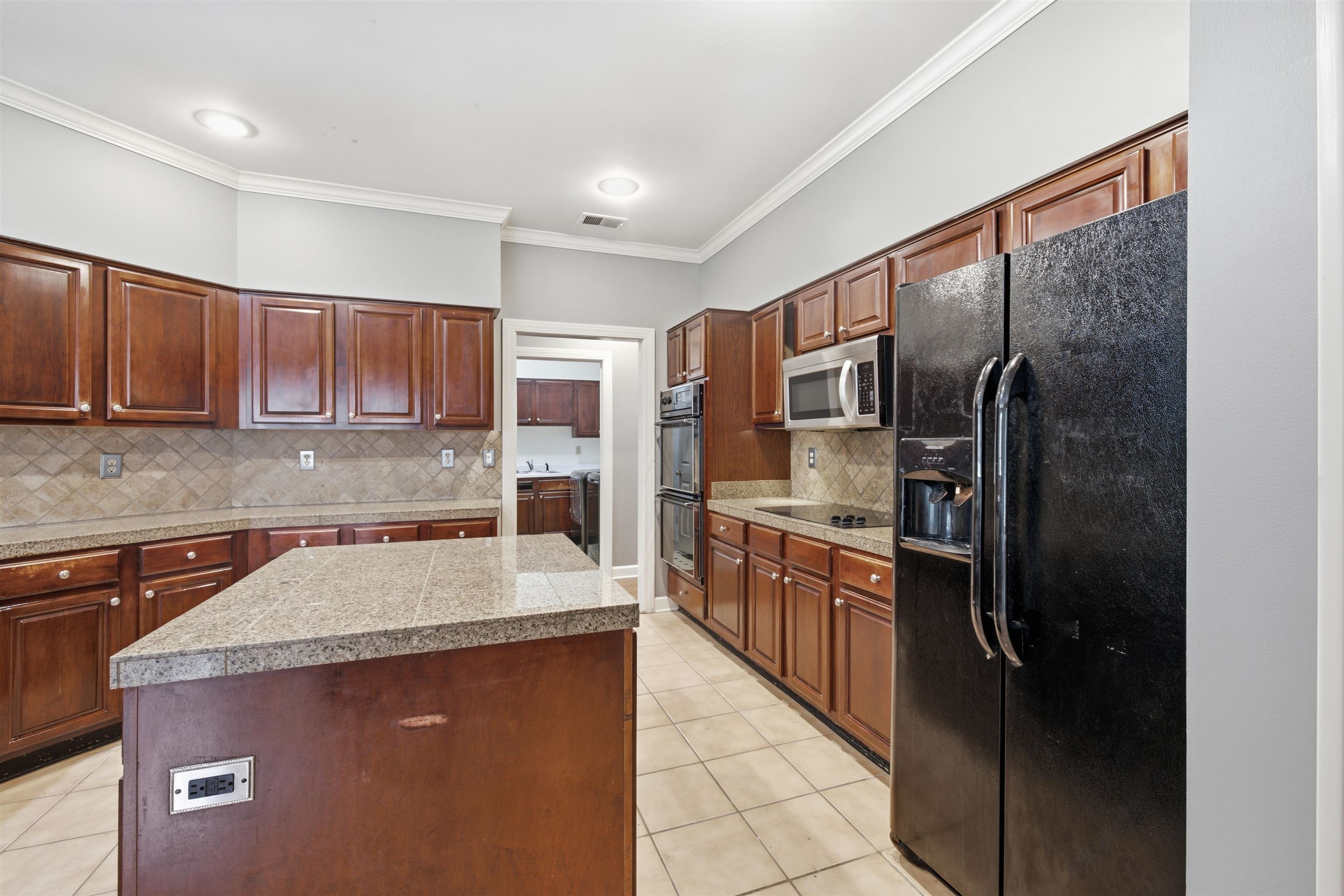 1850 Wood Oak Dr Property Photo 13