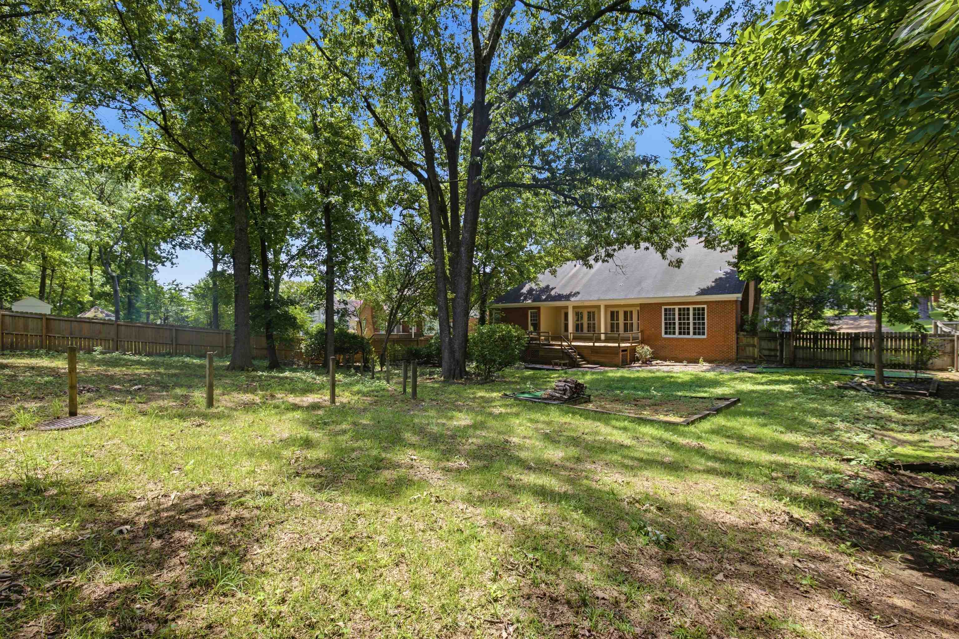 1850 Wood Oak Dr Property Photo 31