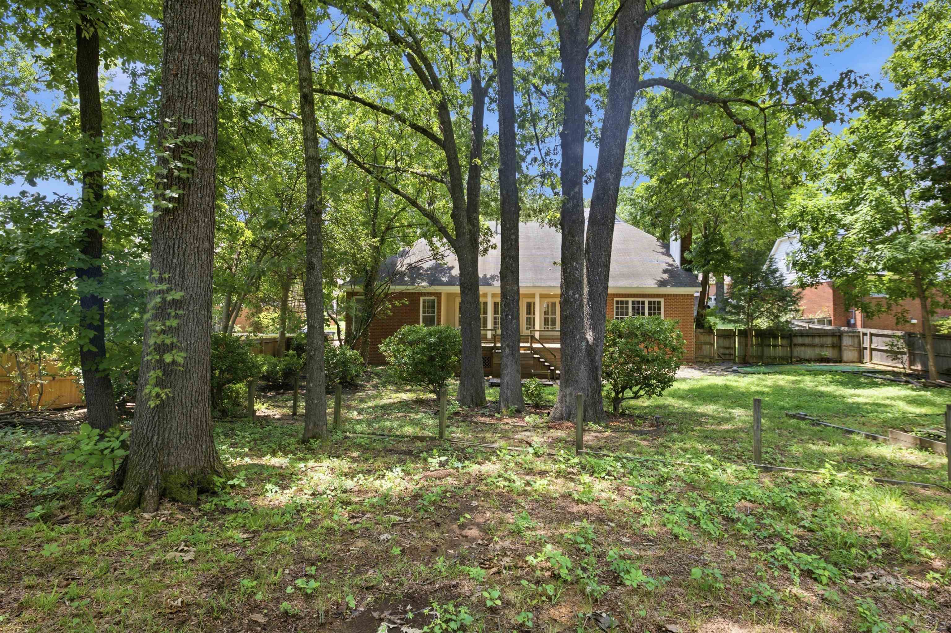 1850 Wood Oak Dr Property Photo 32
