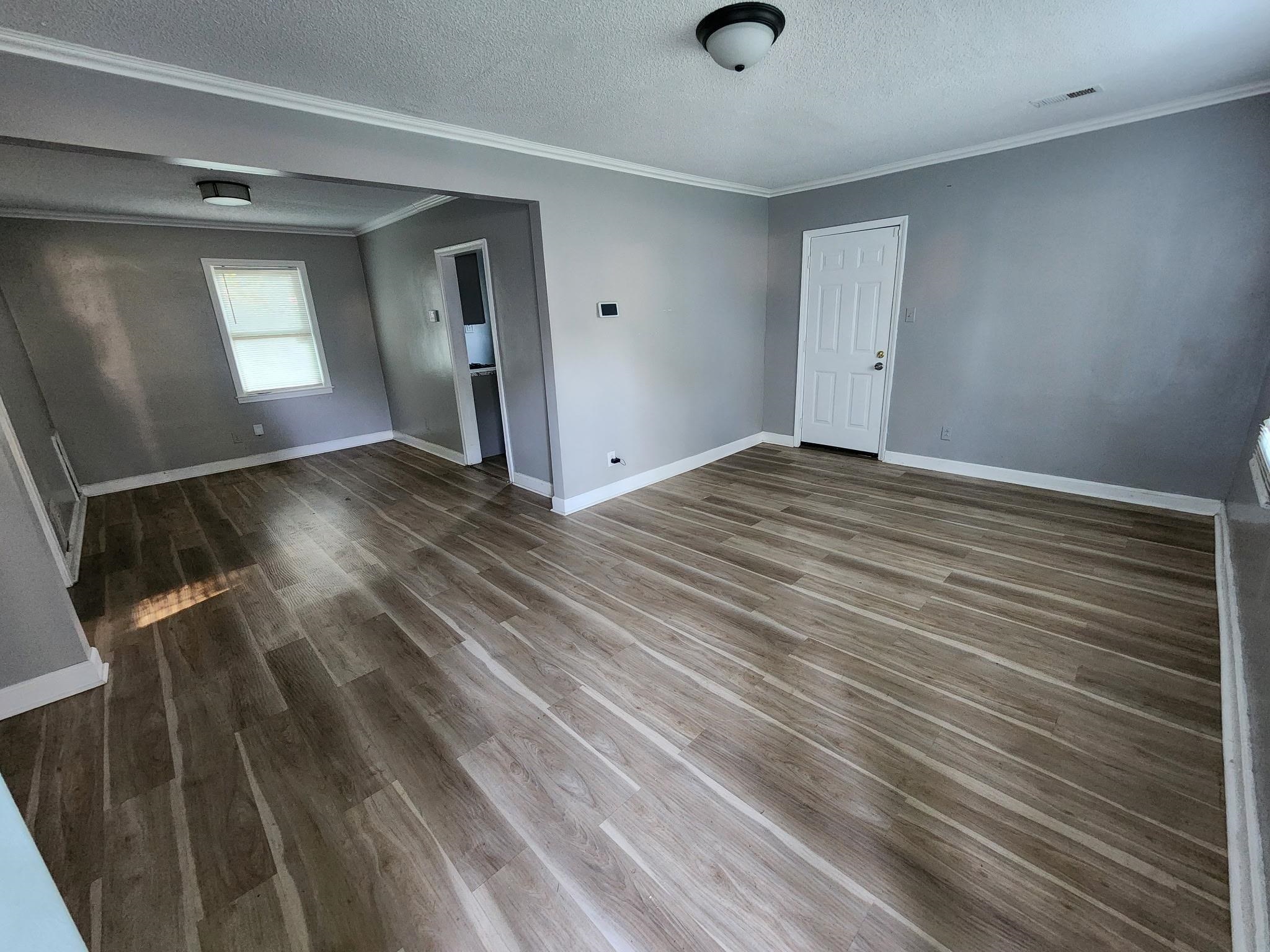 2067 Blakewood Pl Property Photo 3