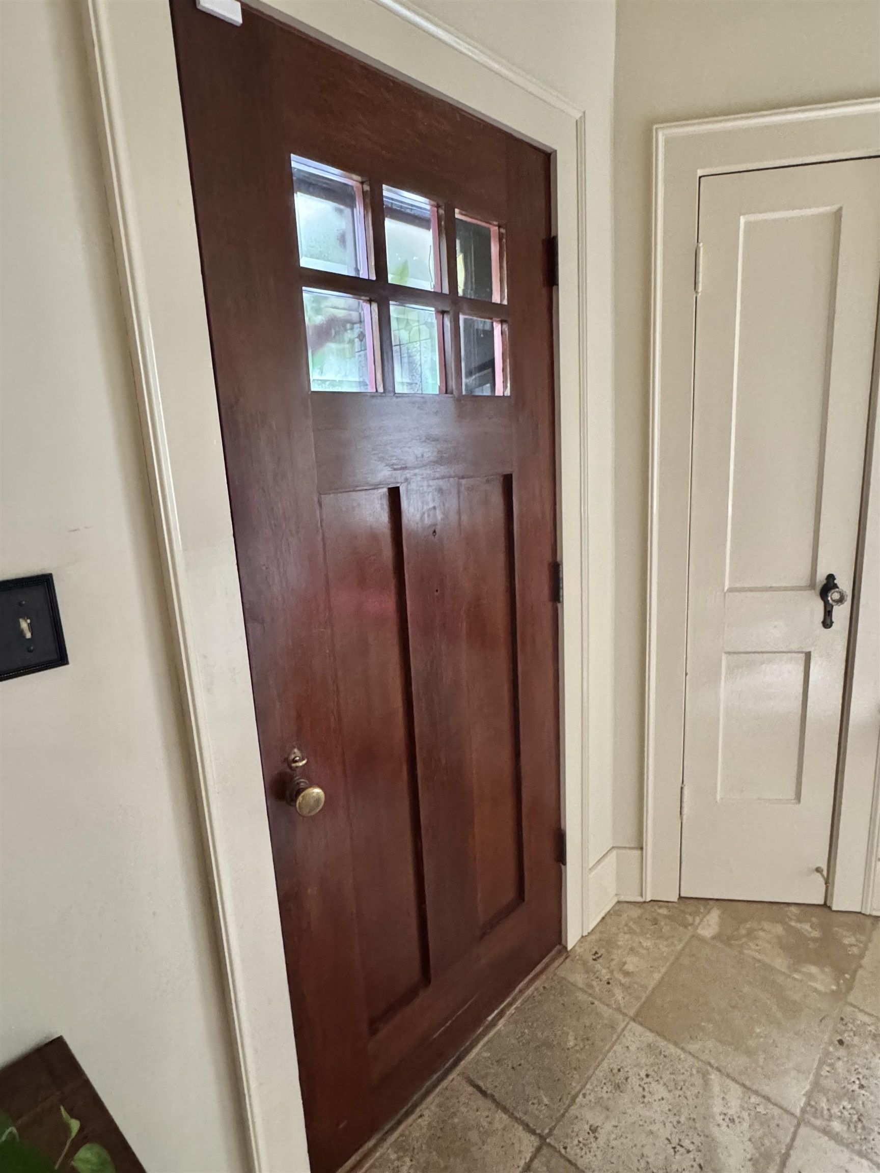 166 S Holmes St Property Photo 4