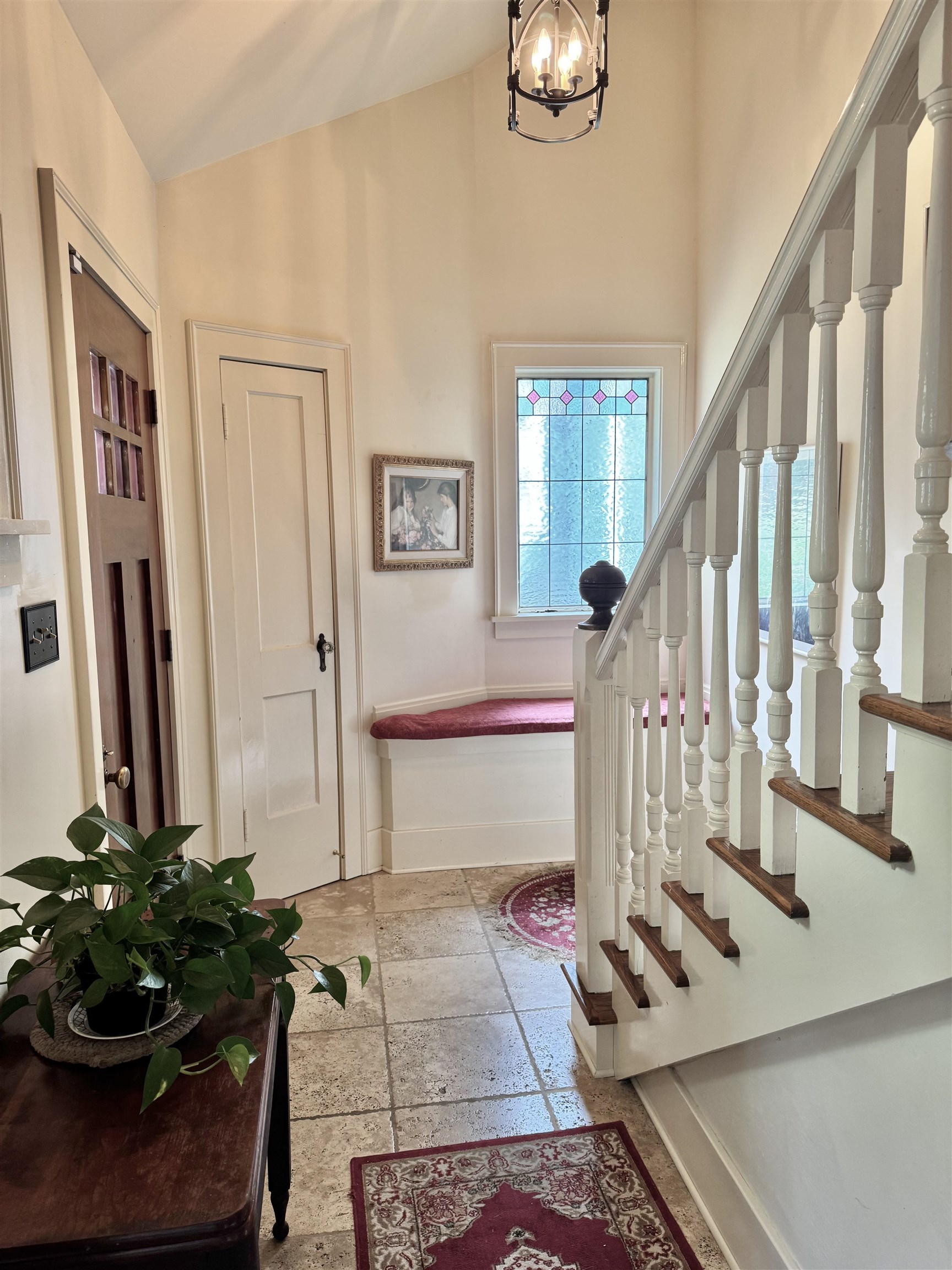 166 S Holmes St Property Photo 6