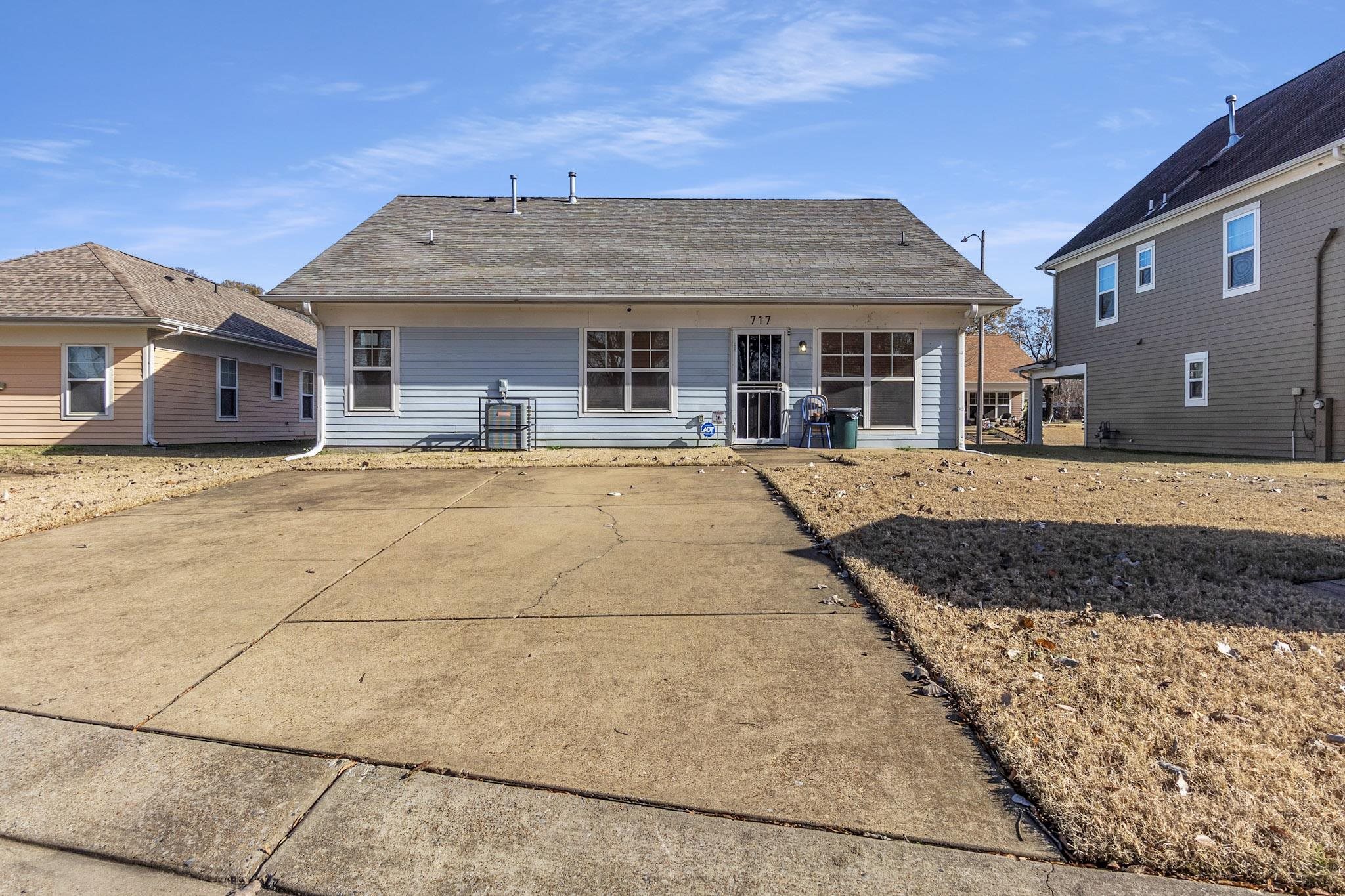 717 Hilyard Ln Property Photo 11