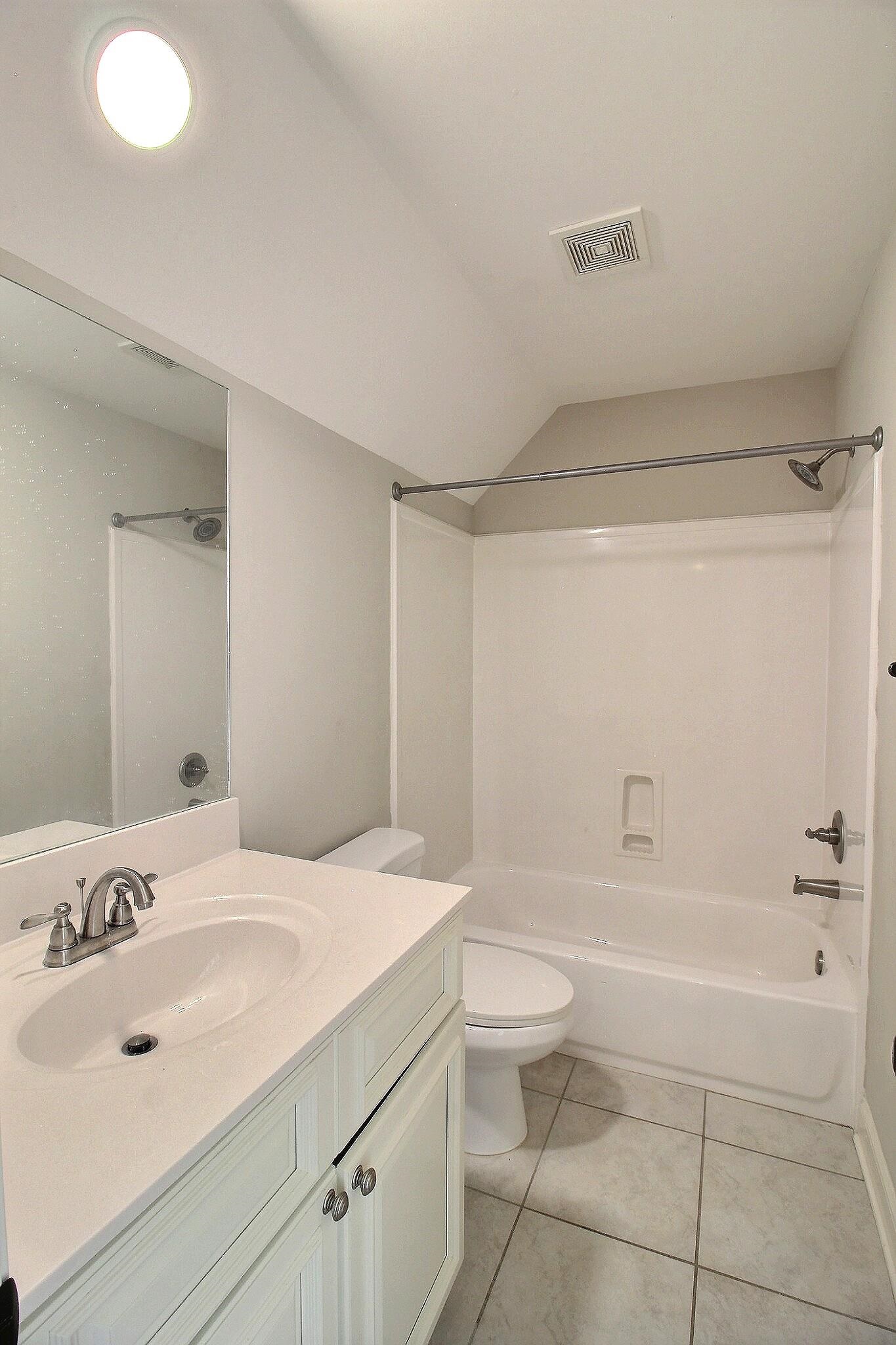 4722 Alexander Rd Property Photo 5