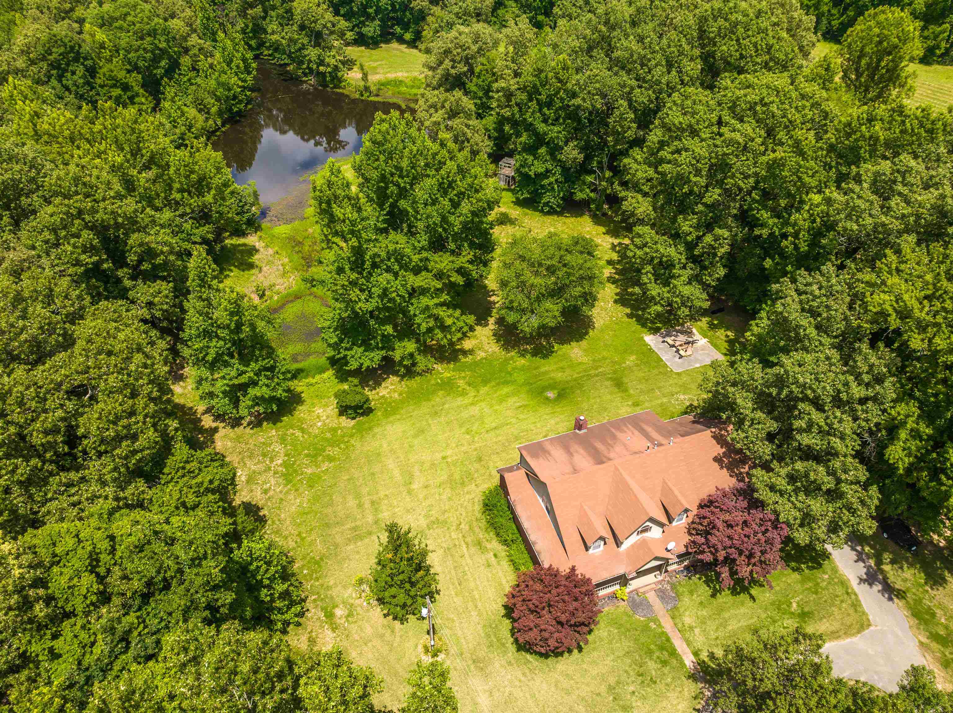 1835 Bobbitt Rd Property Photo 3