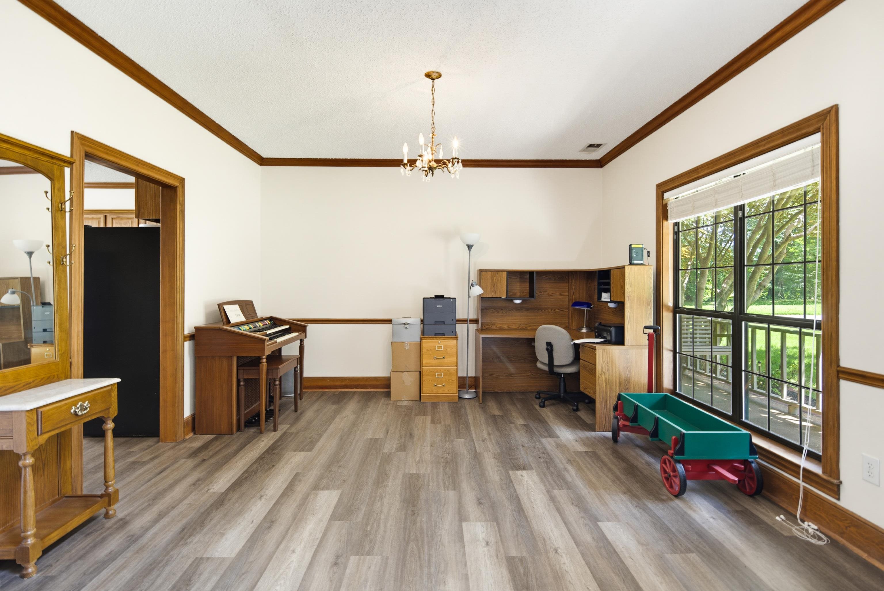 1835 Bobbitt Rd Property Photo 8