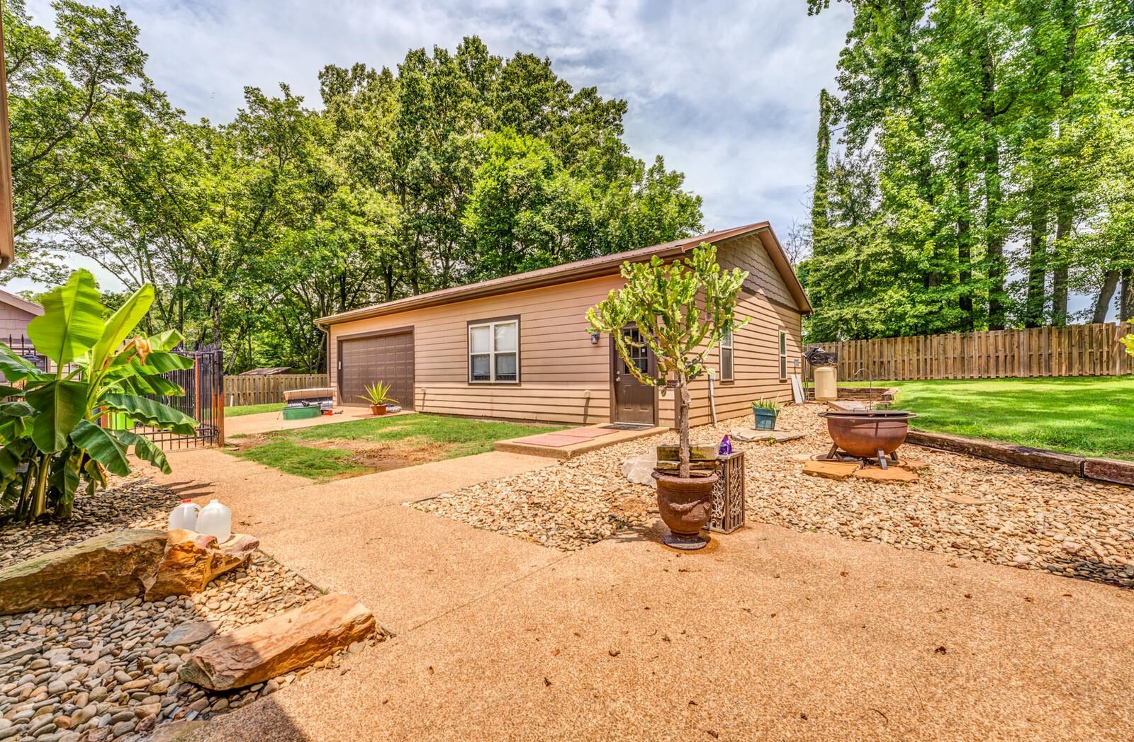 62 Planters Grove Trl Property Photo 24