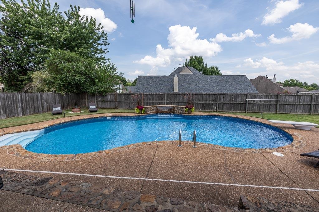 3862 Lighthouse Ln Property Photo 3
