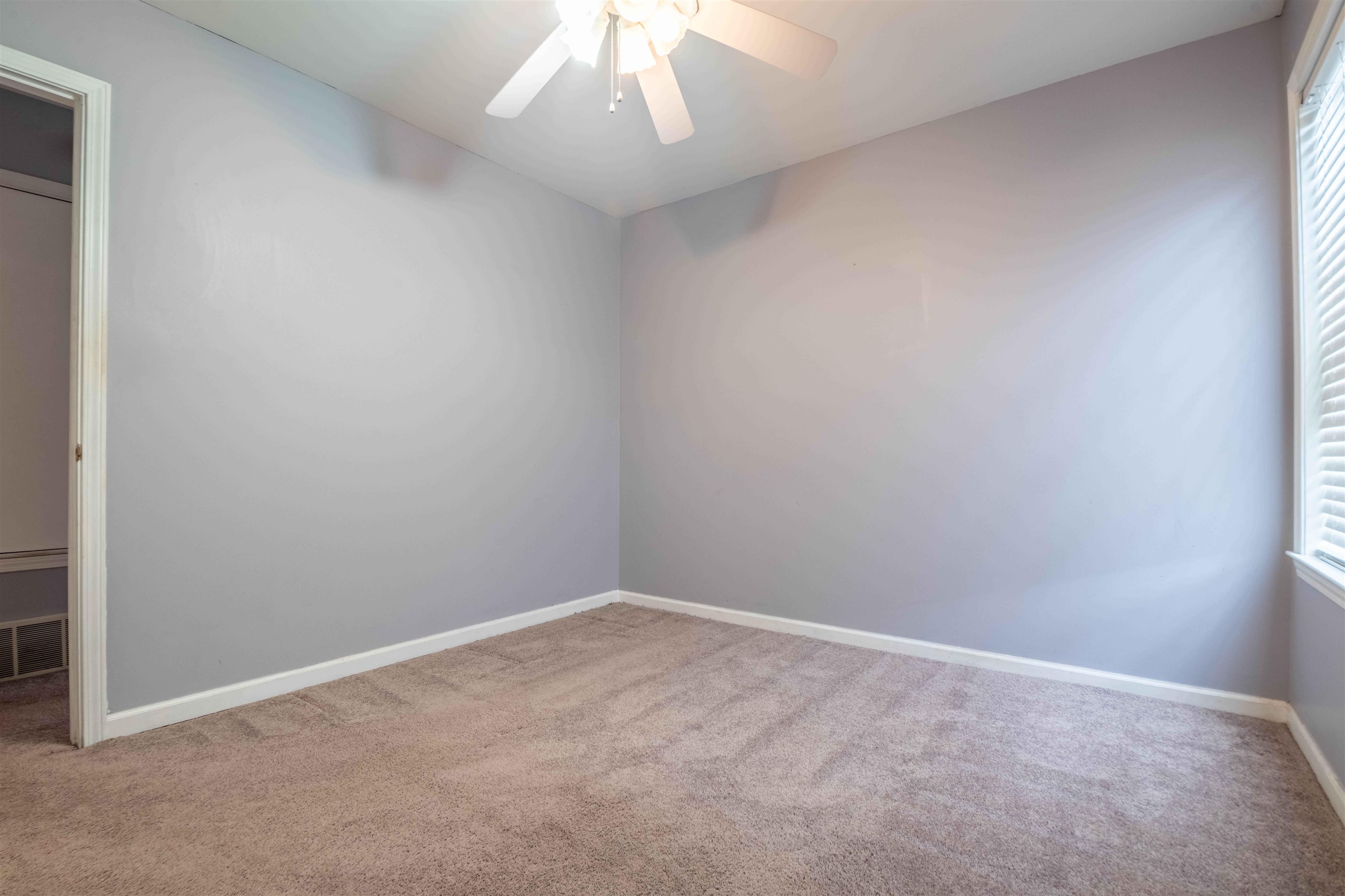10443 Kensington Cir Property Photo 27