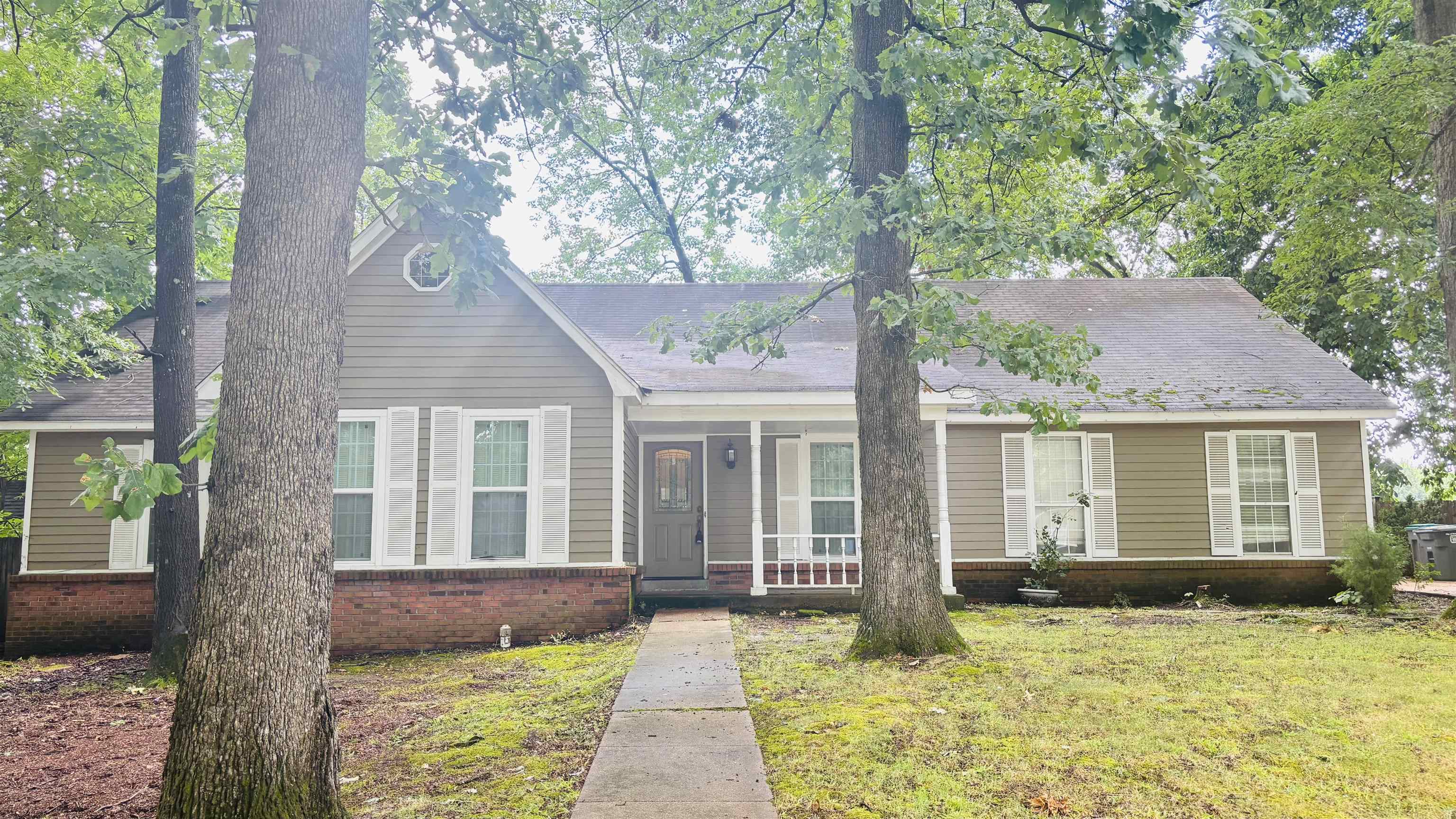8241 Trinity Rd Property Photo 1